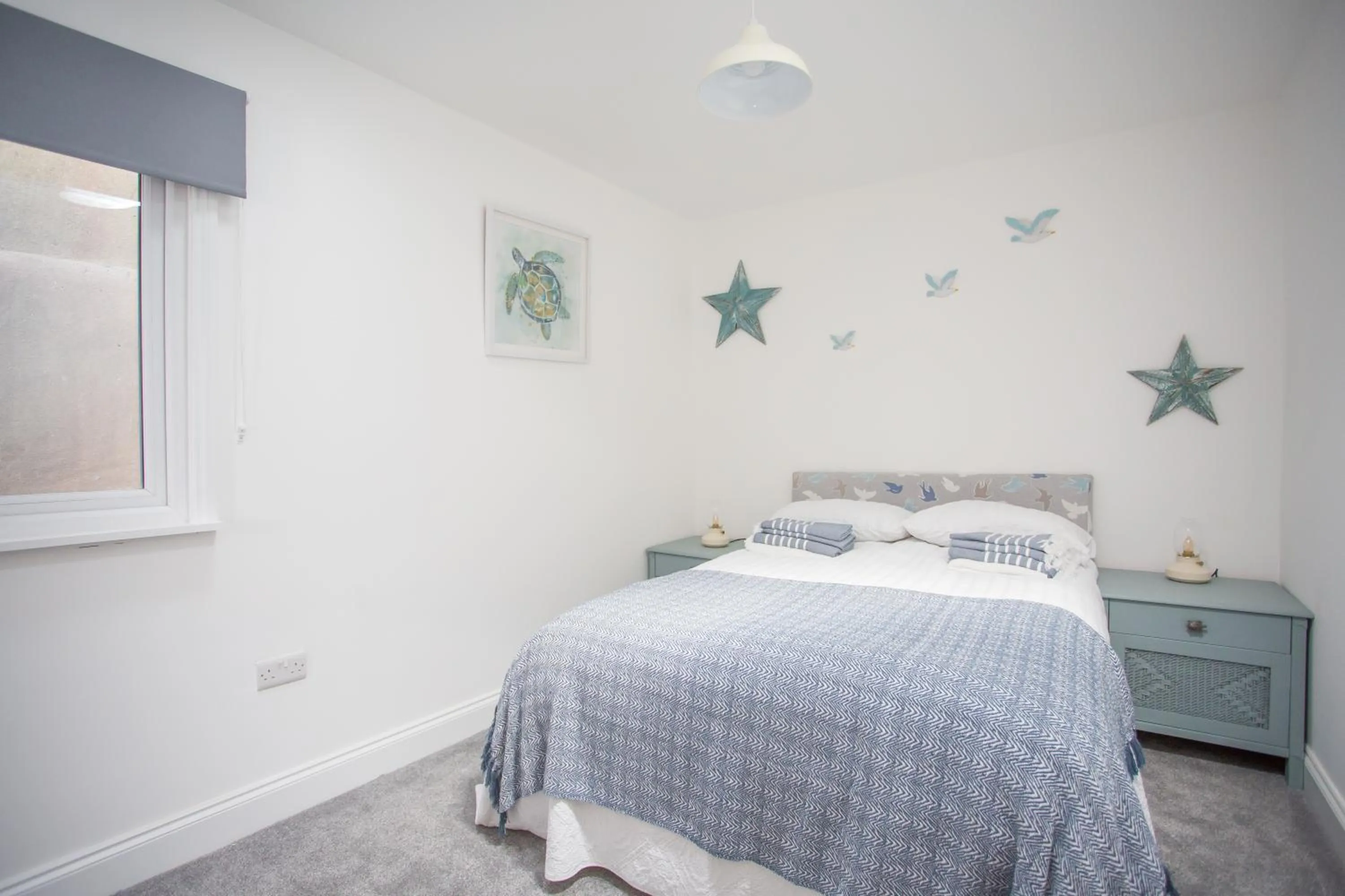 Bed in Lovely 3-Bedroom Apartment with Stunning Sea Views