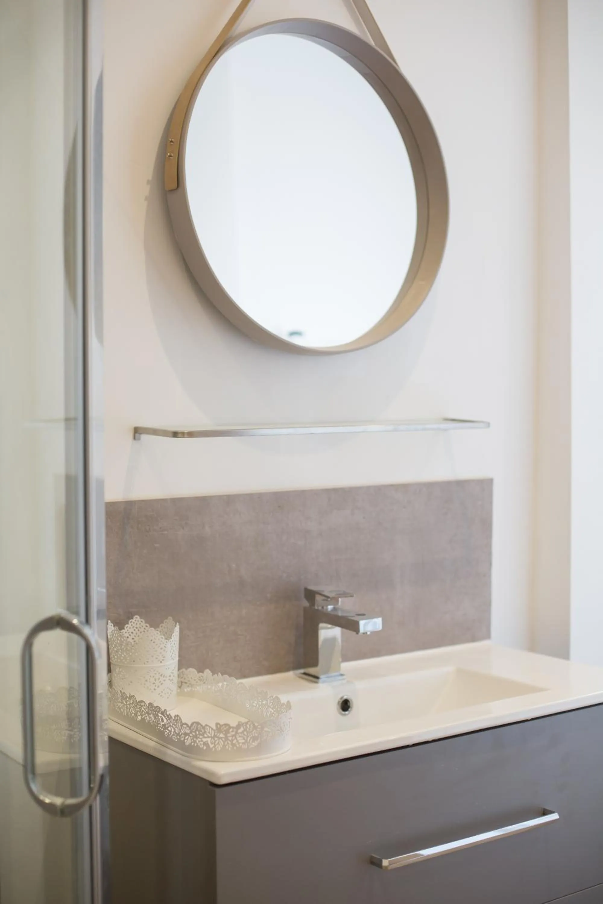 Lovely 3-Bedroom Apartment with Stunning Sea Views