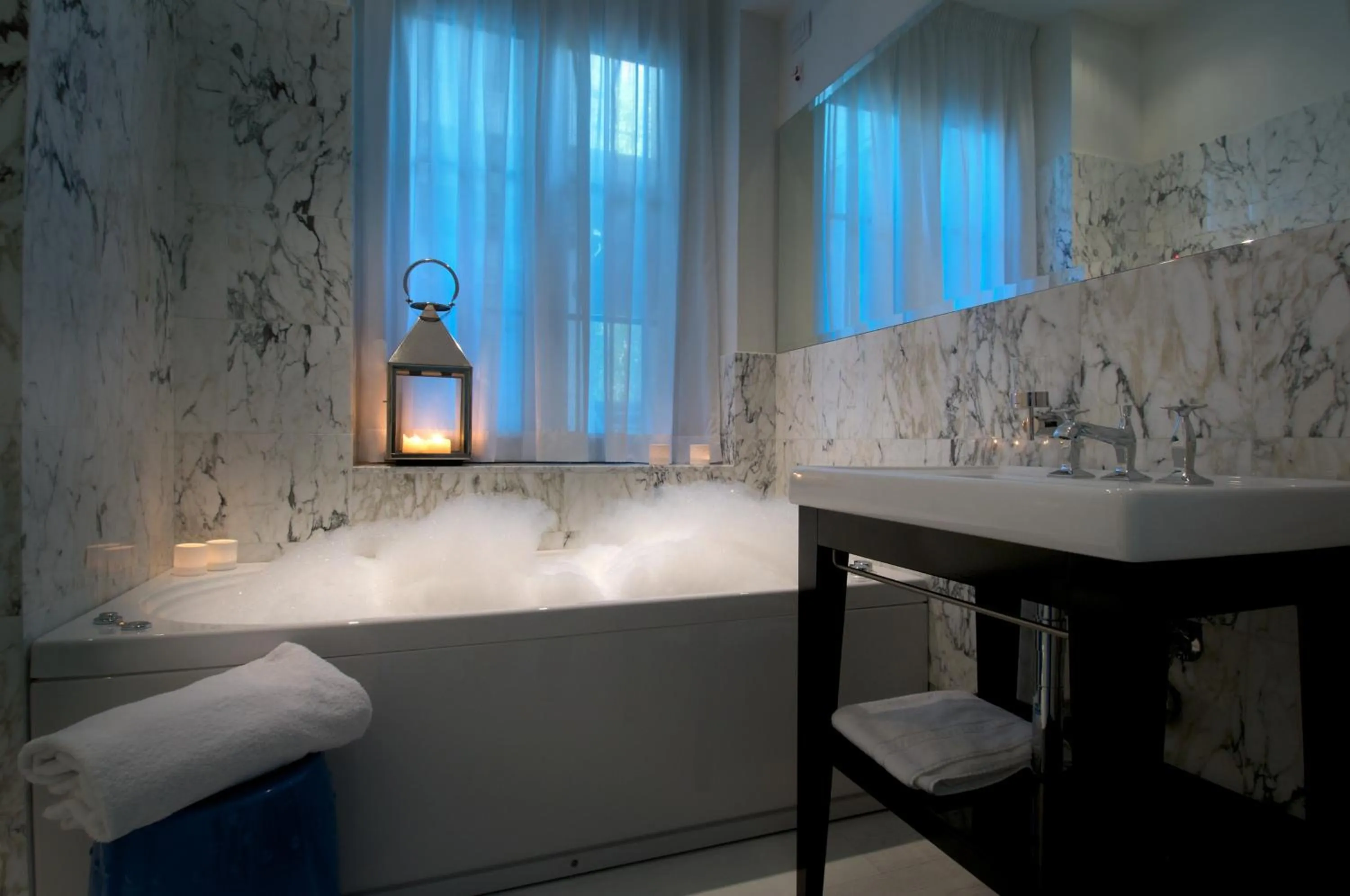 Bathroom in Mondial Resort & Spa