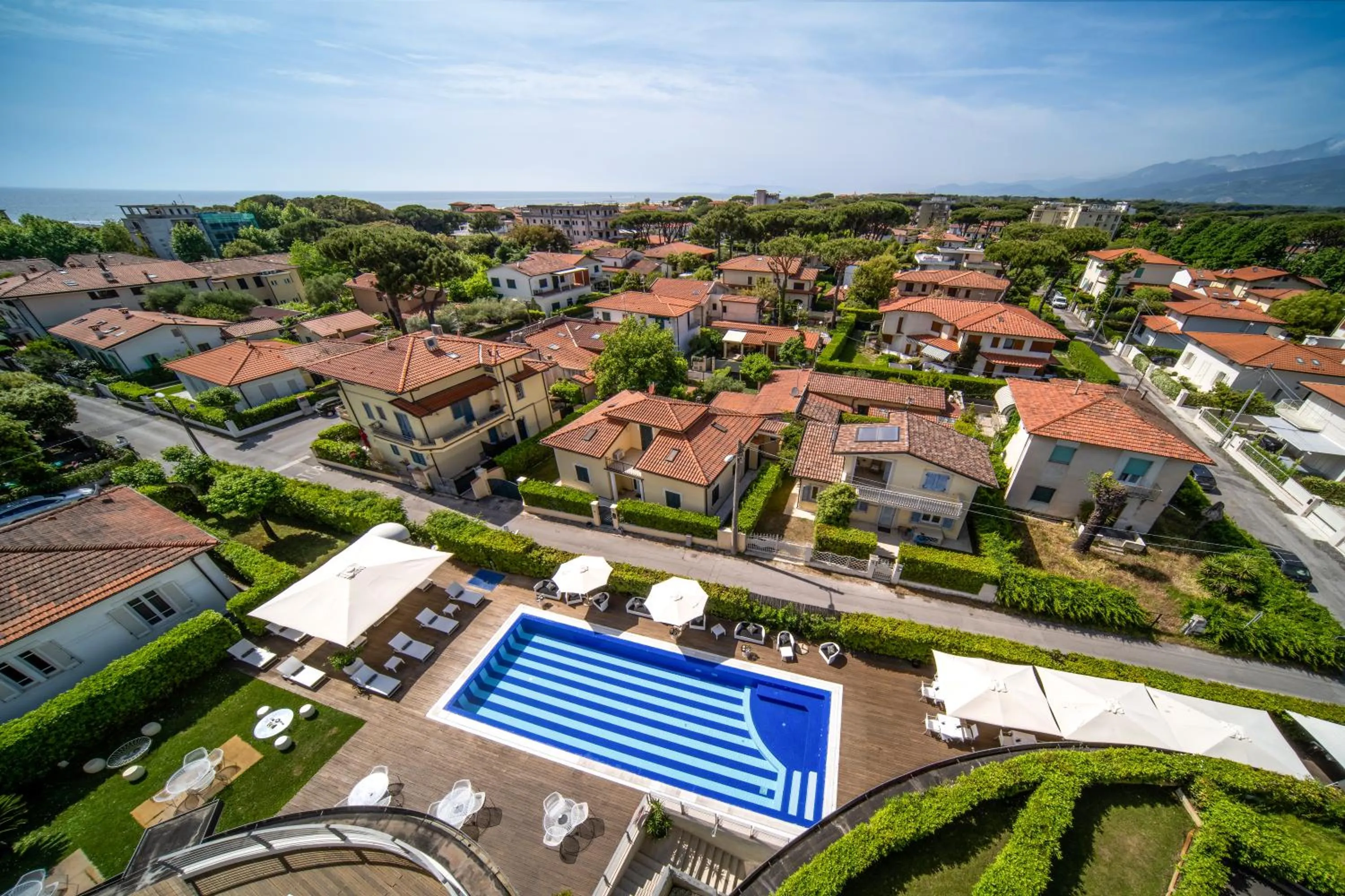 Facade/entrance in Mondial Resort & Spa