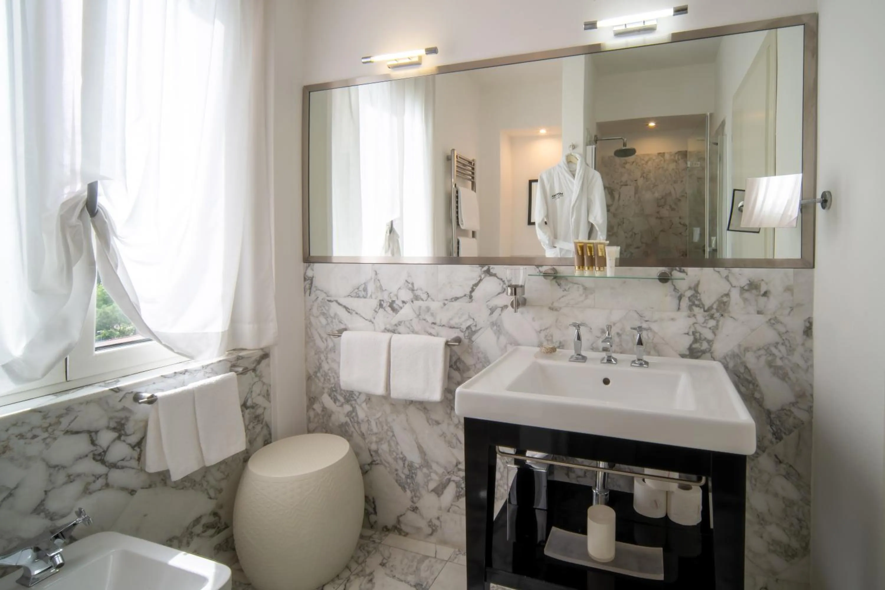 Bathroom in Mondial Resort & Spa