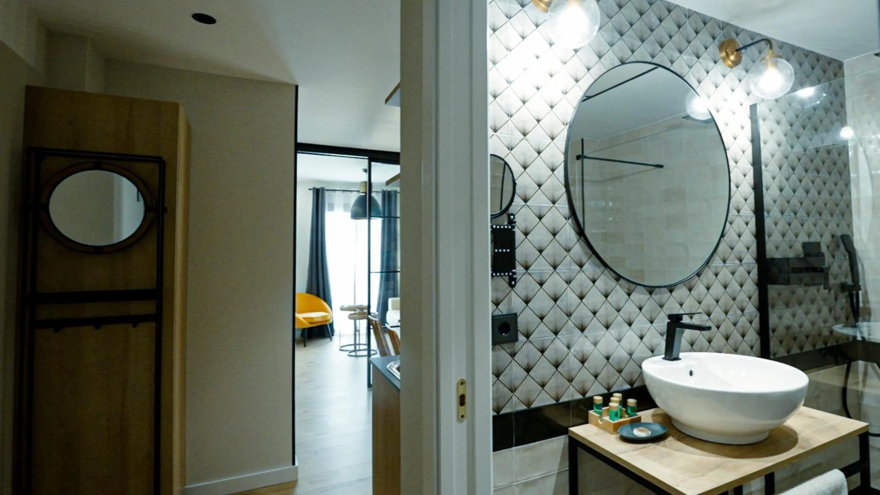 Shower in Aparthotel Luz de Gades - Suites Spa Gym - Adults Only