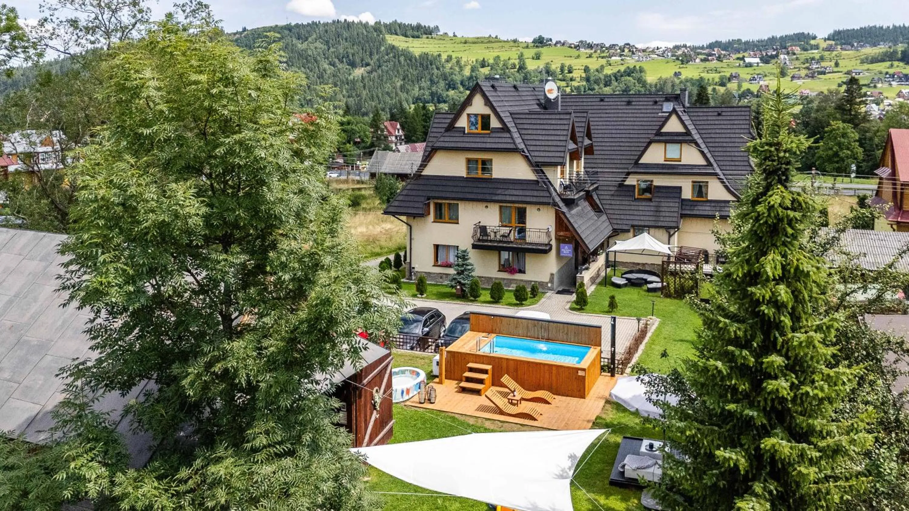 Aparthotel Delta Białka