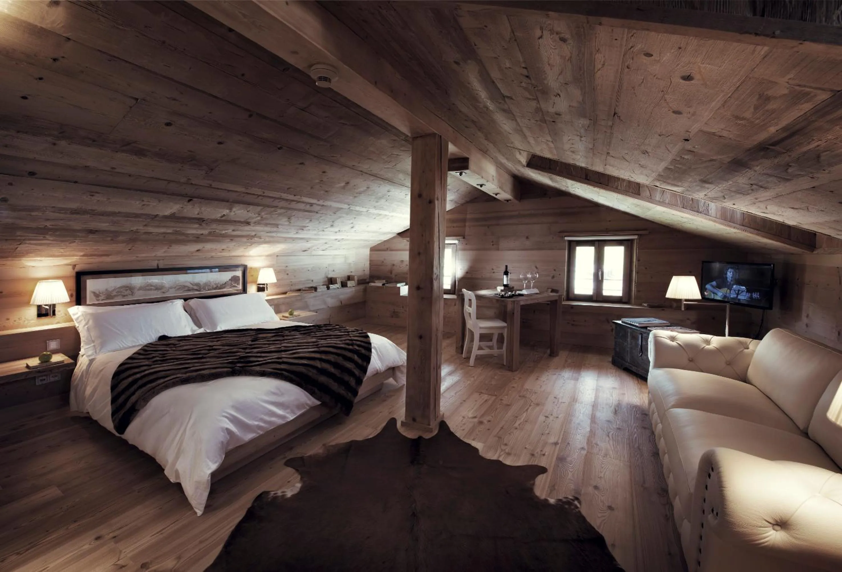 Property building, Bed in Chesa Stuva Colani