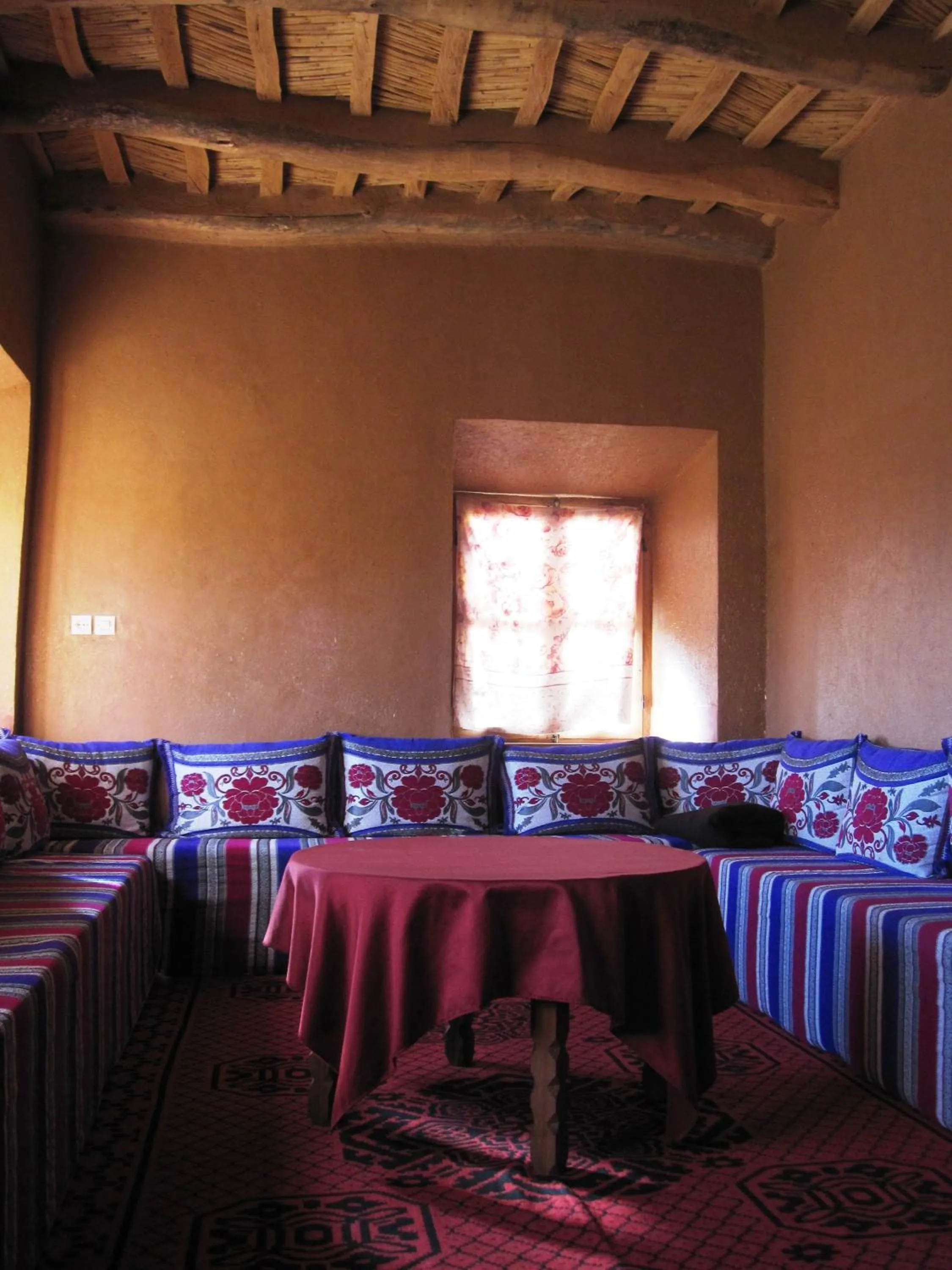 Restaurant/places to eat in Casbah d'hôte La Jeanne Tourisme Ecologique