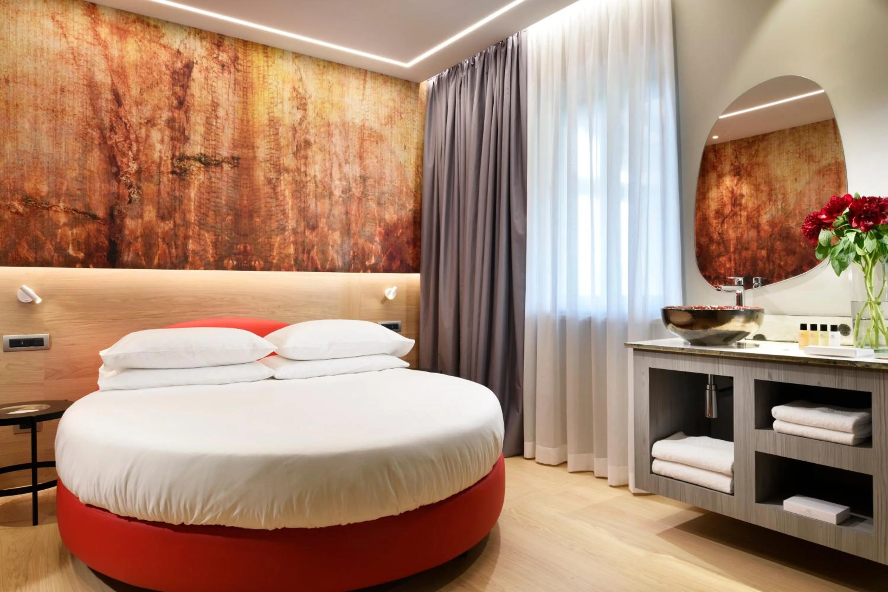 Bed in Borgobrufa Spa Resort Adults Only