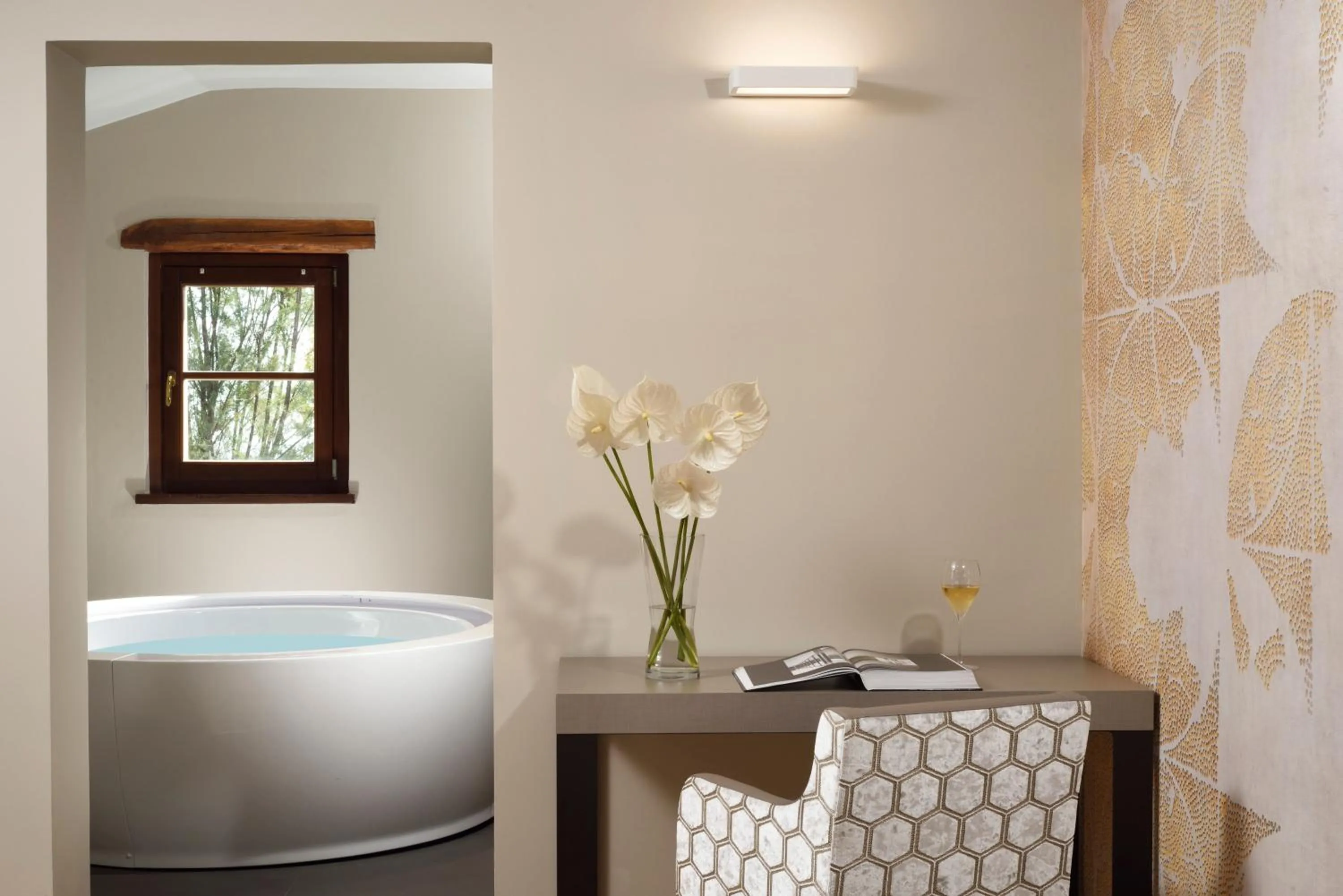 Hot Tub in Borgobrufa Spa Resort Adults Only