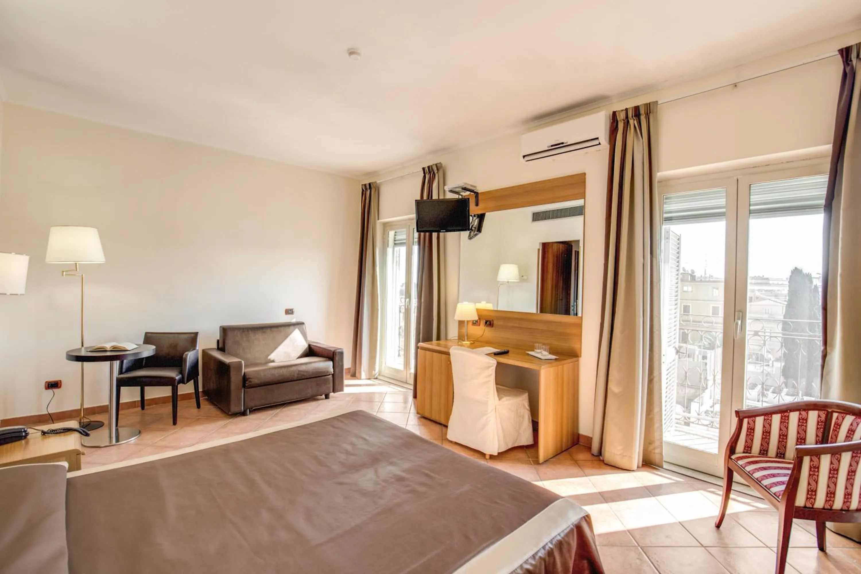 Photo of the whole room, Bed in Hotel San Marco