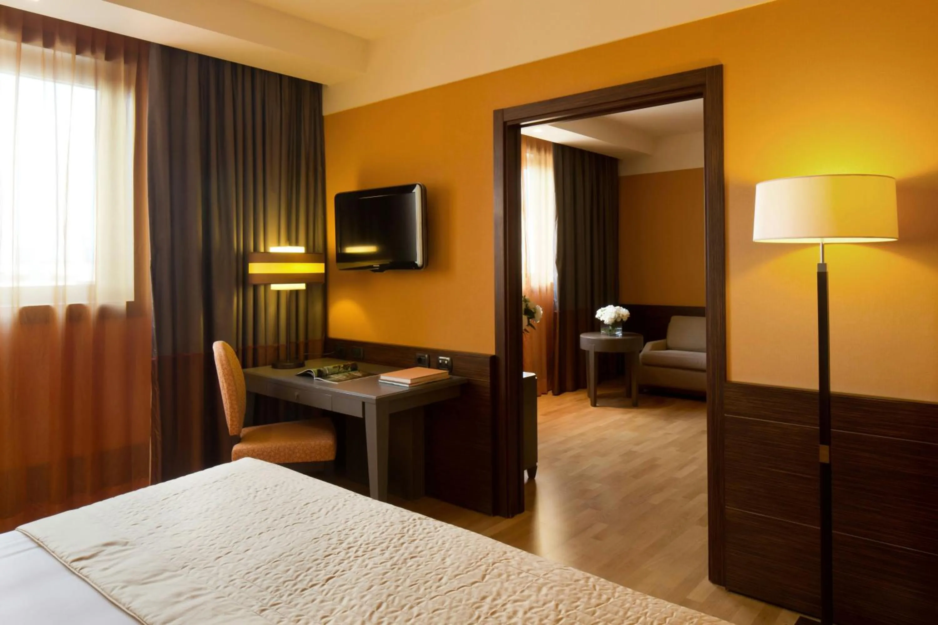Photo of the whole room, Bed in Starhotels Grand Milan
