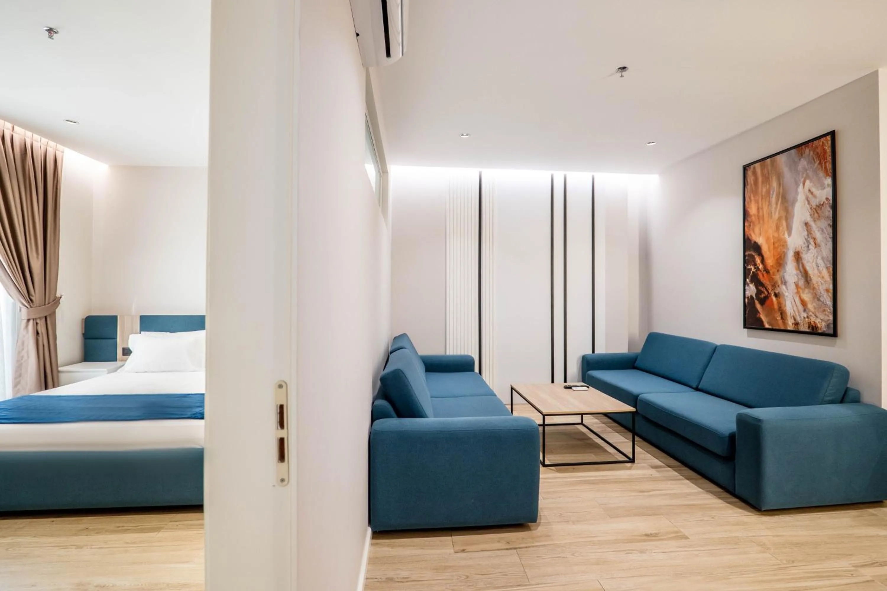 Living room, Bed in Hotel Vino