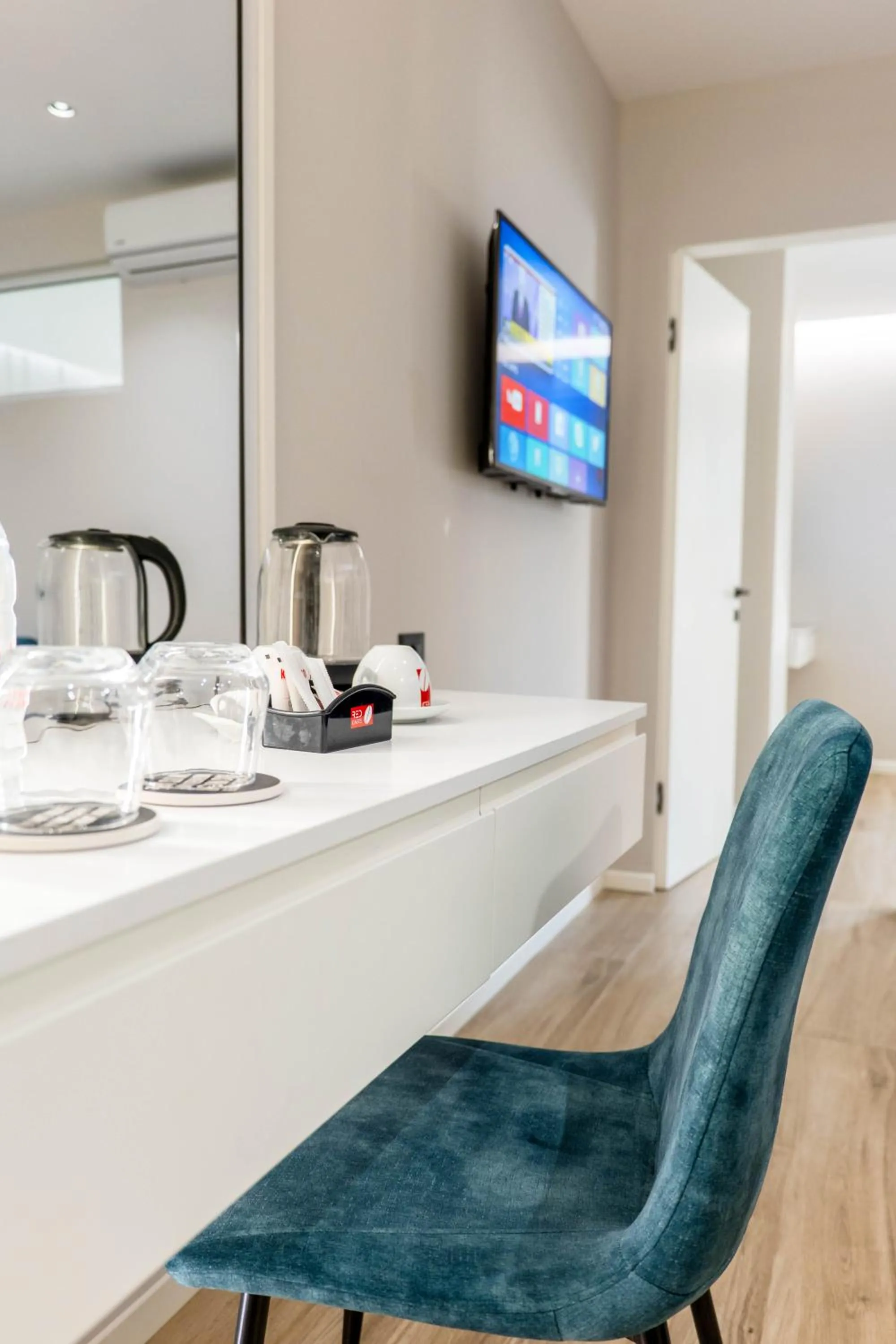 Coffee/tea facilities in Hotel Vino