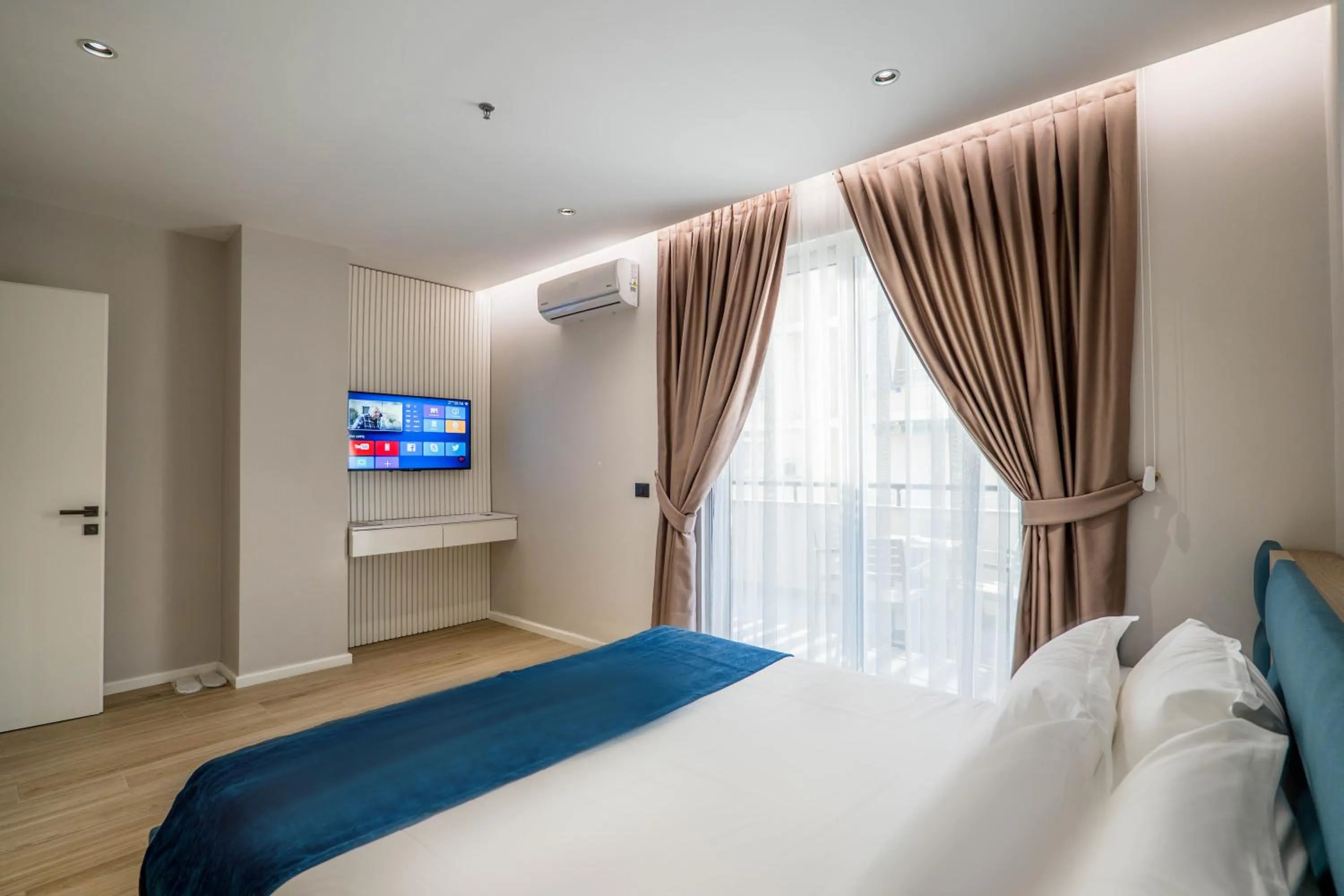 Bedroom, Bed in Hotel Vino