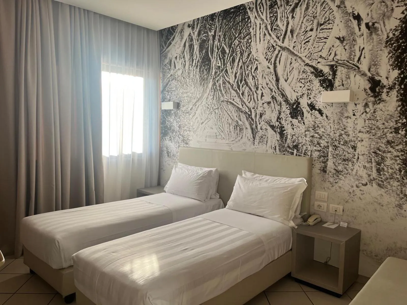 Bed in Hotel Napoleon