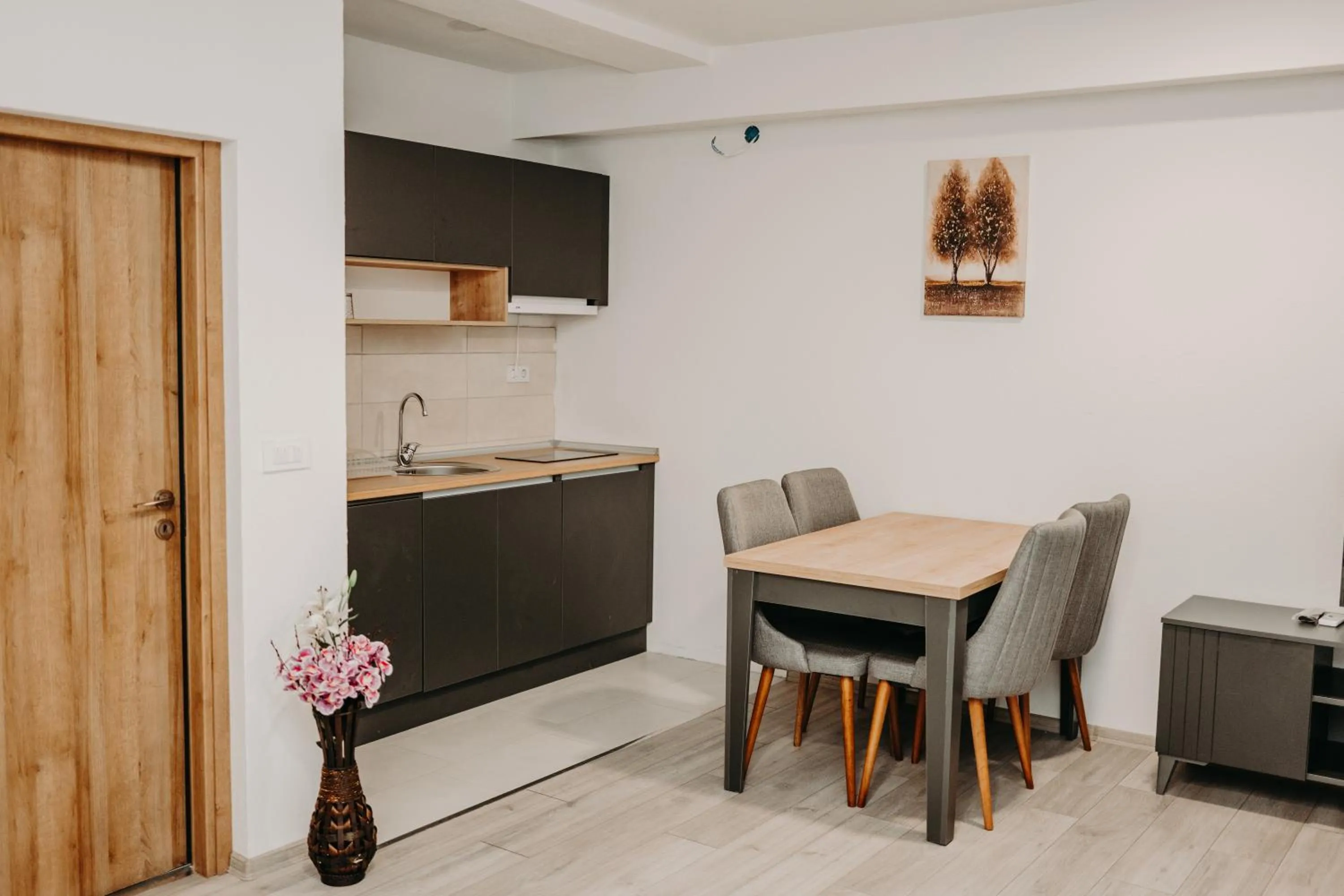 Kitchen or kitchenette in Hotel Noor Konjic