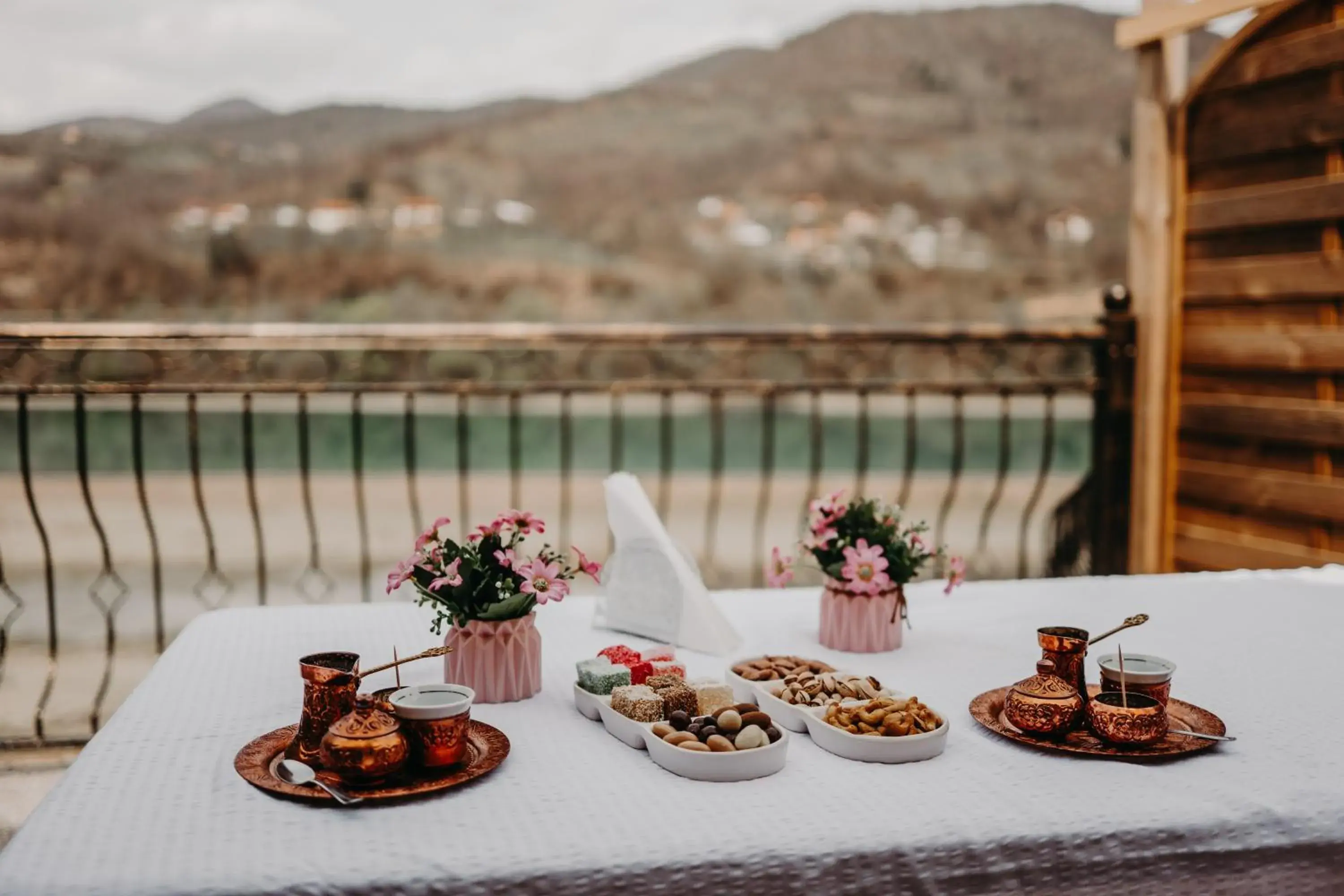 Deluxe Double Room with Balcony in Hotel Noor Konjic Deluxe Double Room with Balcony in Hotel Noor Konjic