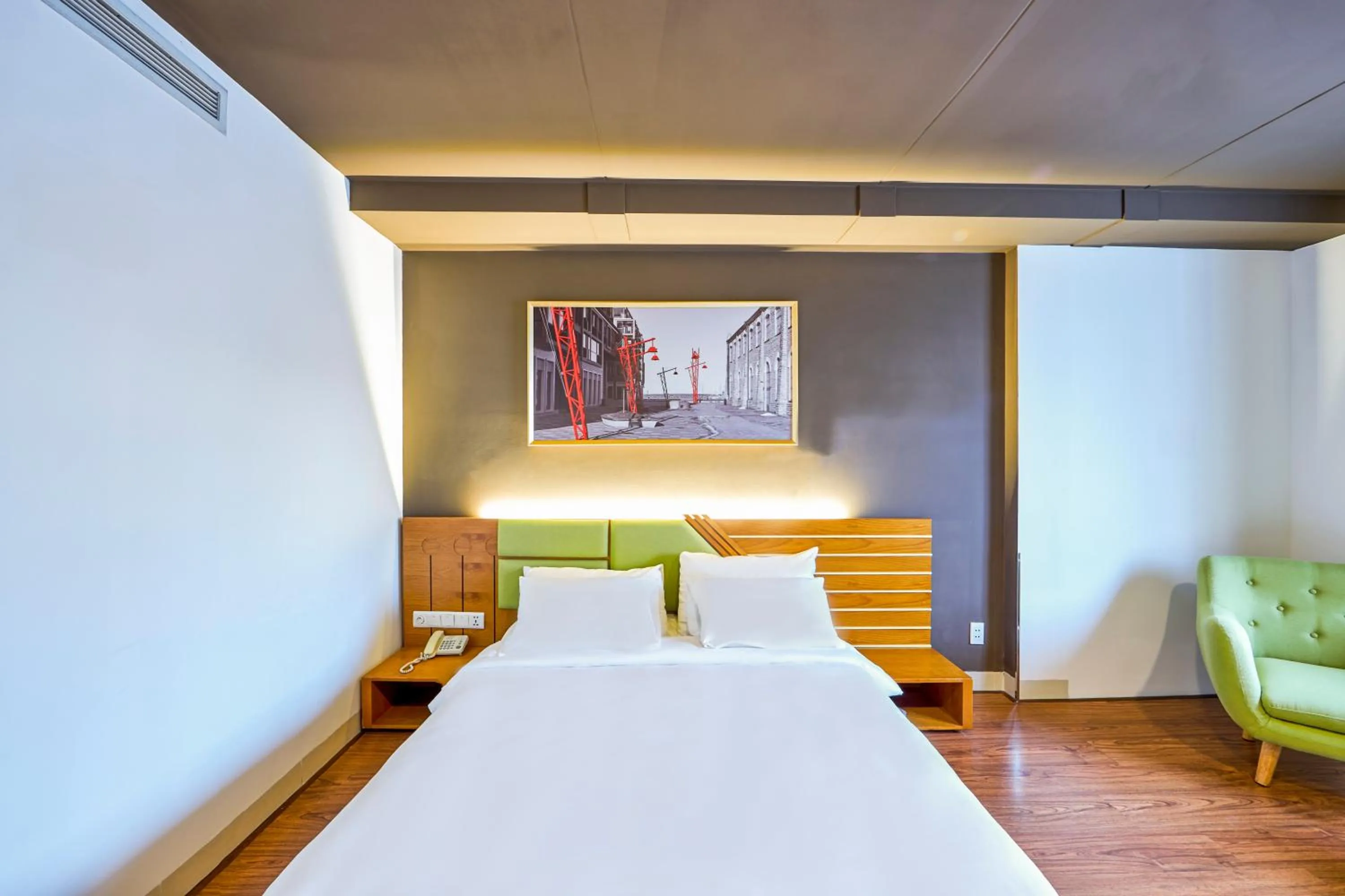 Bedroom in The Noble Swan Hotel Saigon