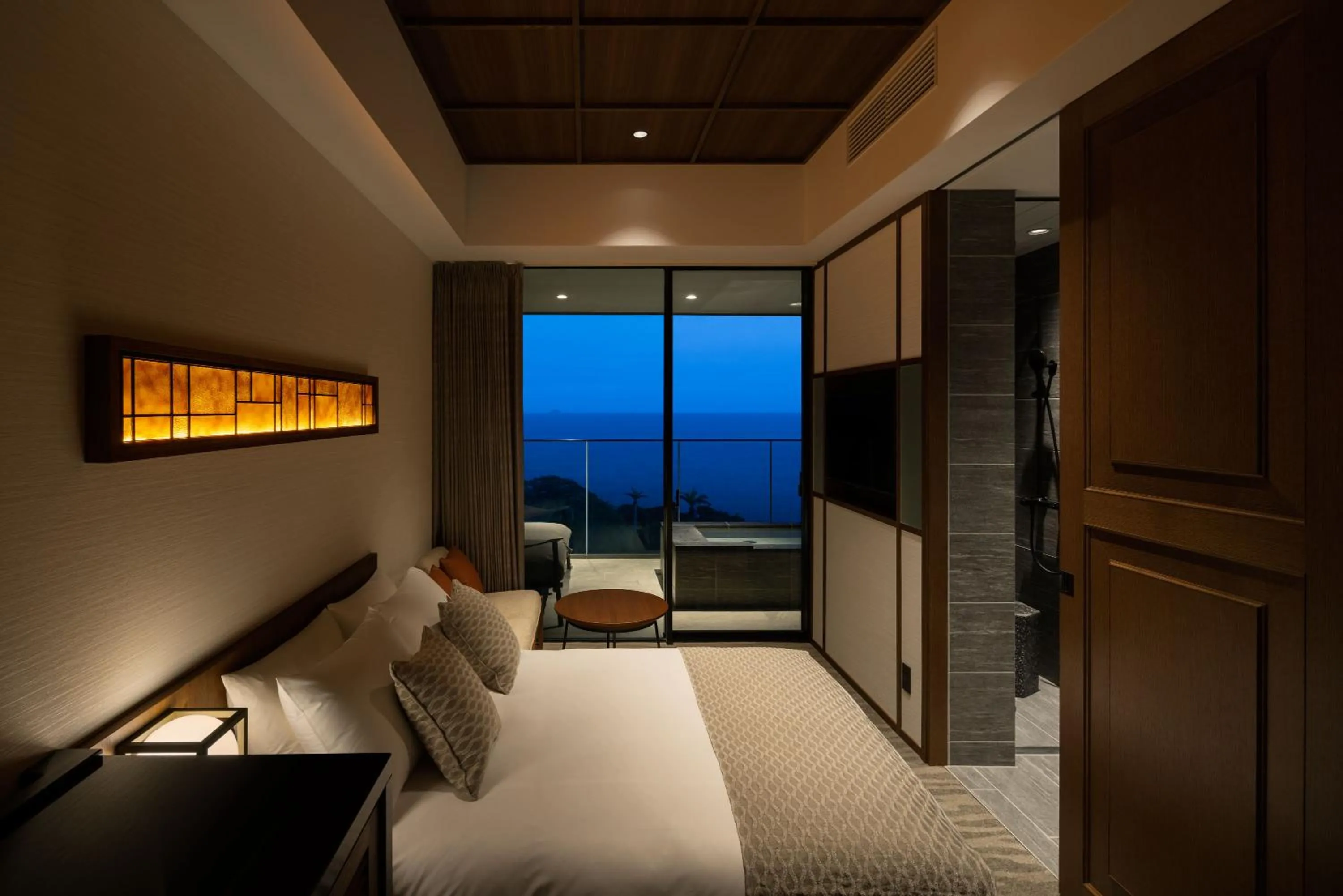 Bedroom, Bed in GOTO RETREAT by Onko Chishin