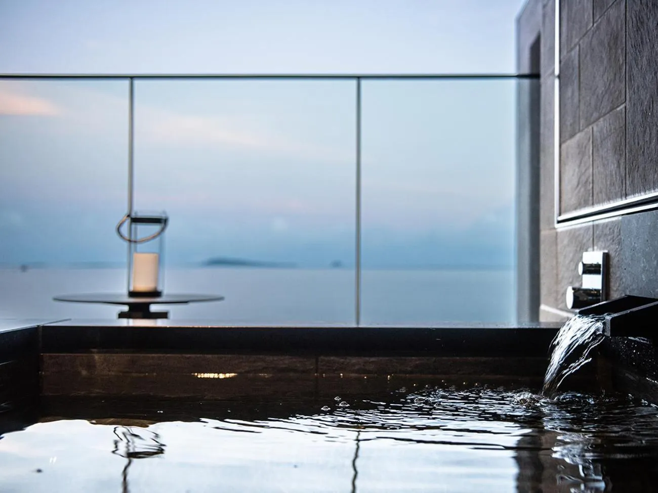 Hot Spring Bath in GOTO RETREAT by Onko Chishin