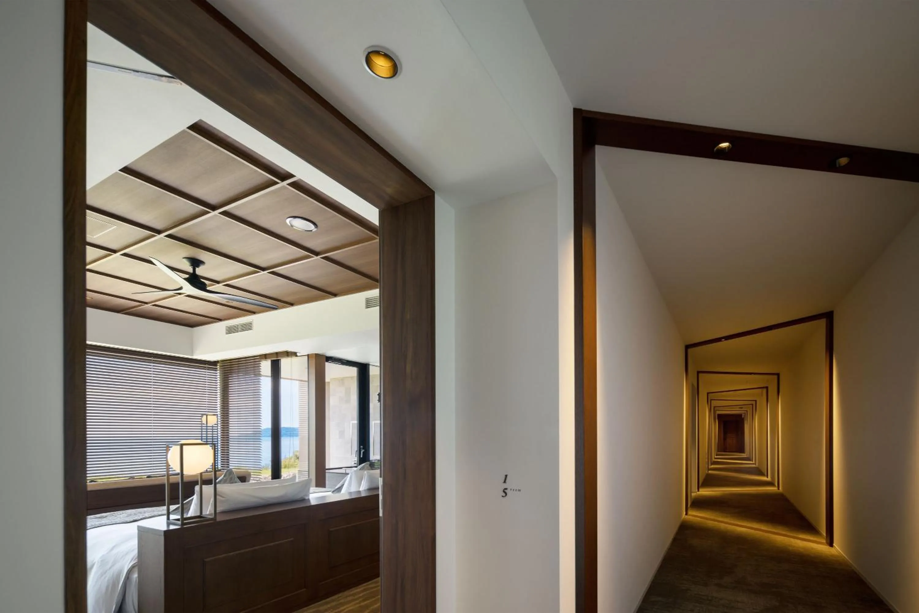 Photo of the whole room in GOTO RETREAT by Onko Chishin