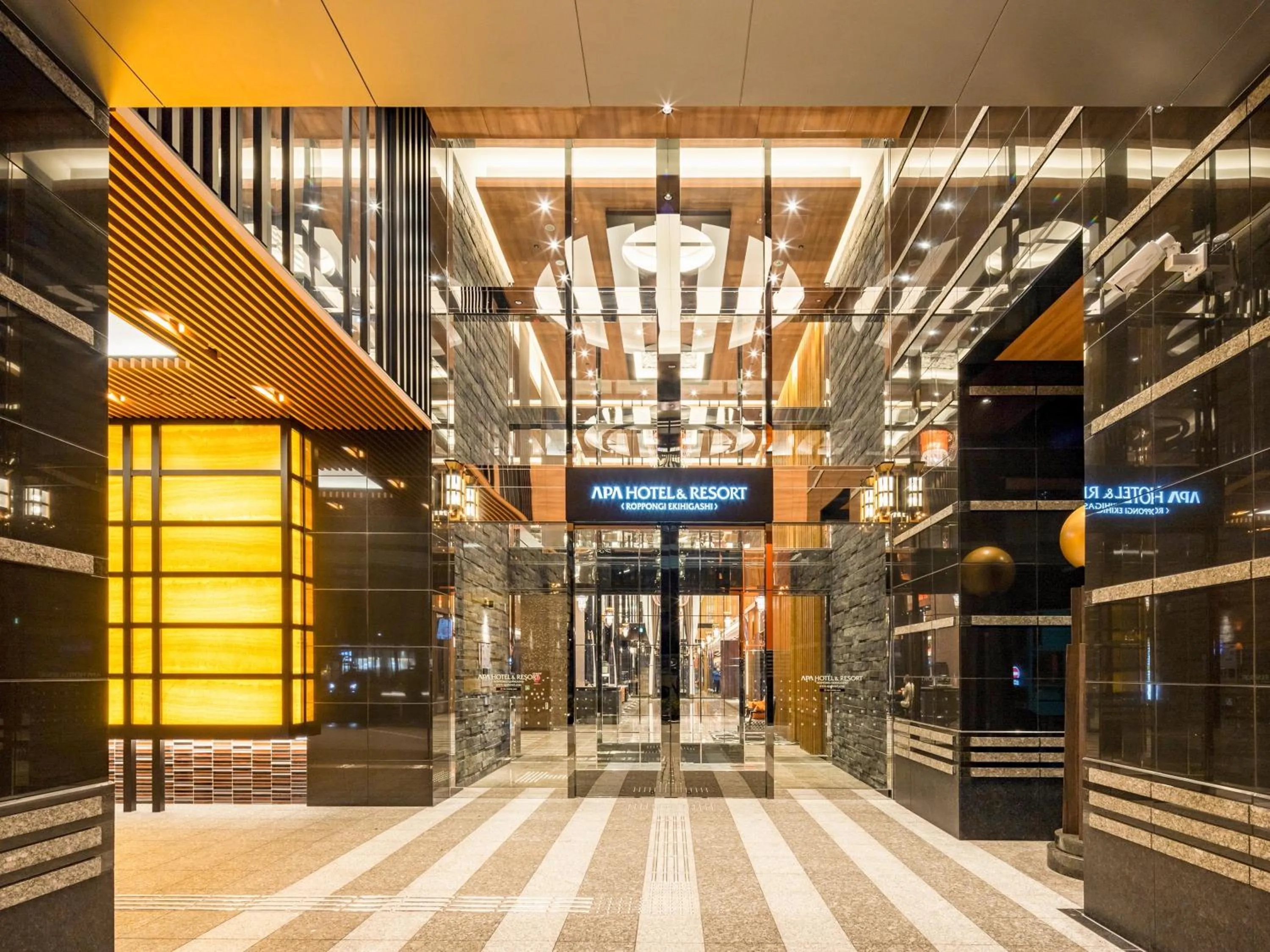 Facade/entrance in APA Hotel & Resort Roppongi Ekihigashi