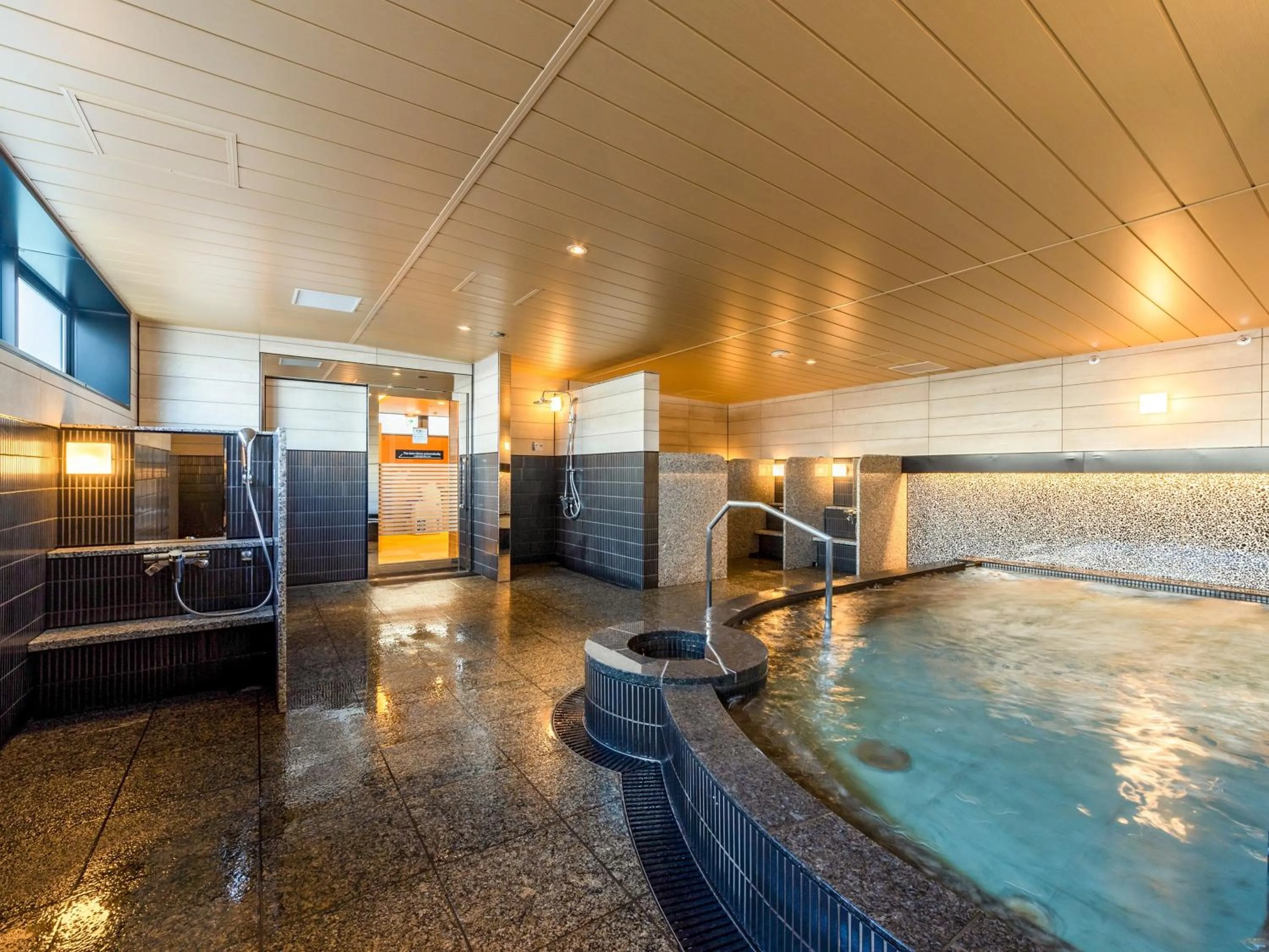 Public Bath in APA Hotel & Resort Roppongi Ekihigashi