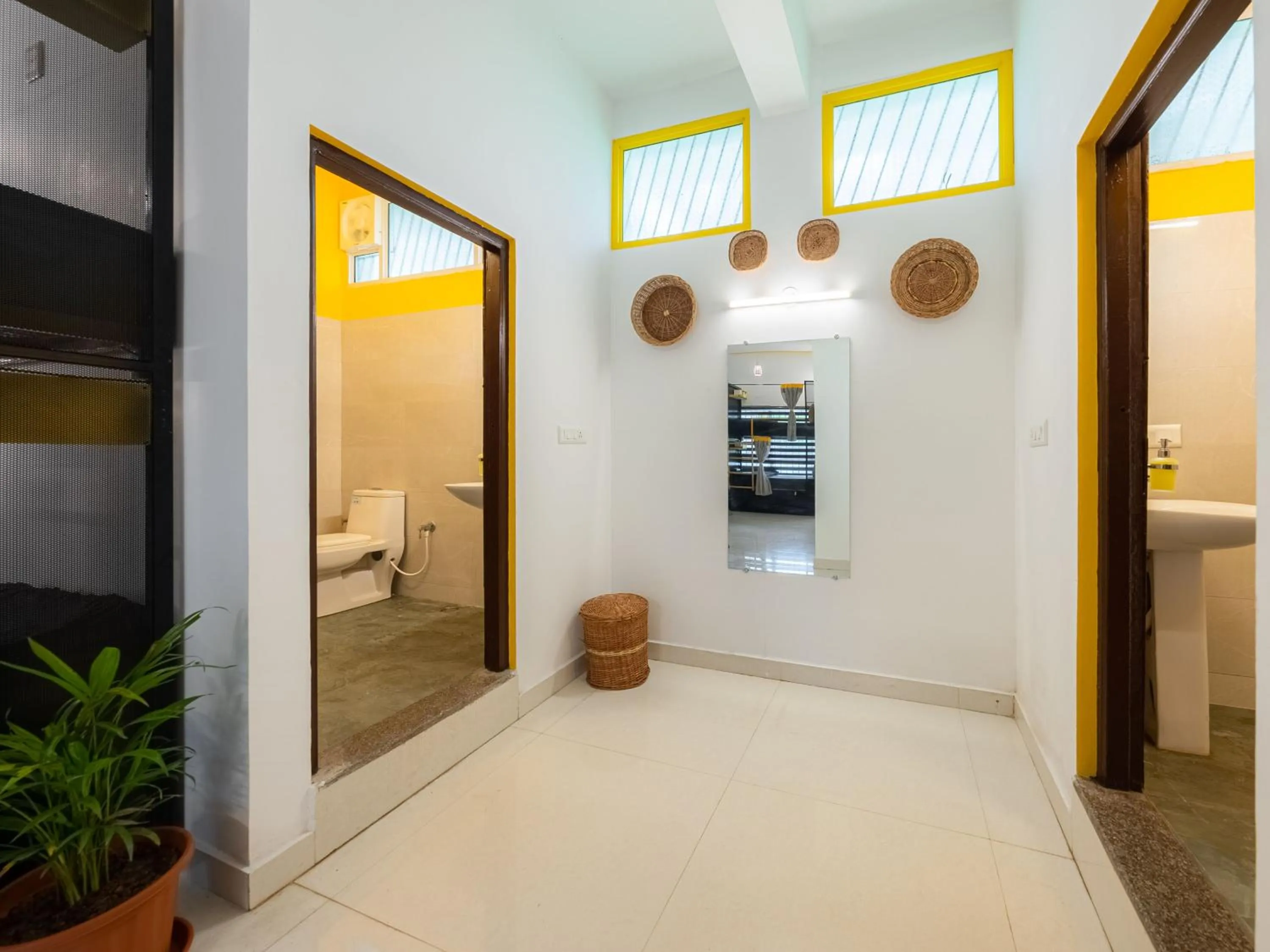 Toilet, Bed in The Hosteller Coorg, Madikeri