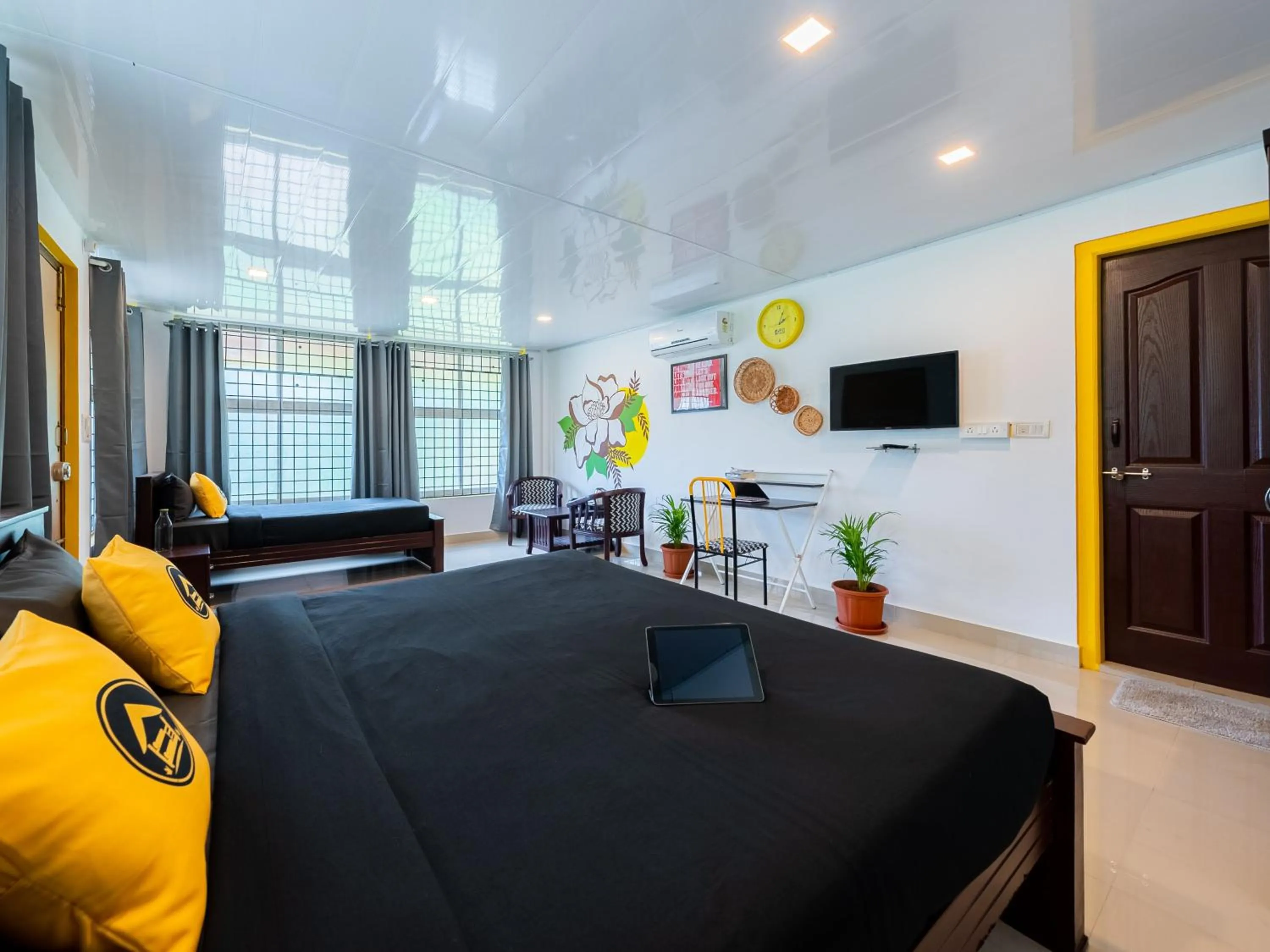 Bed in The Hosteller Coorg, Madikeri