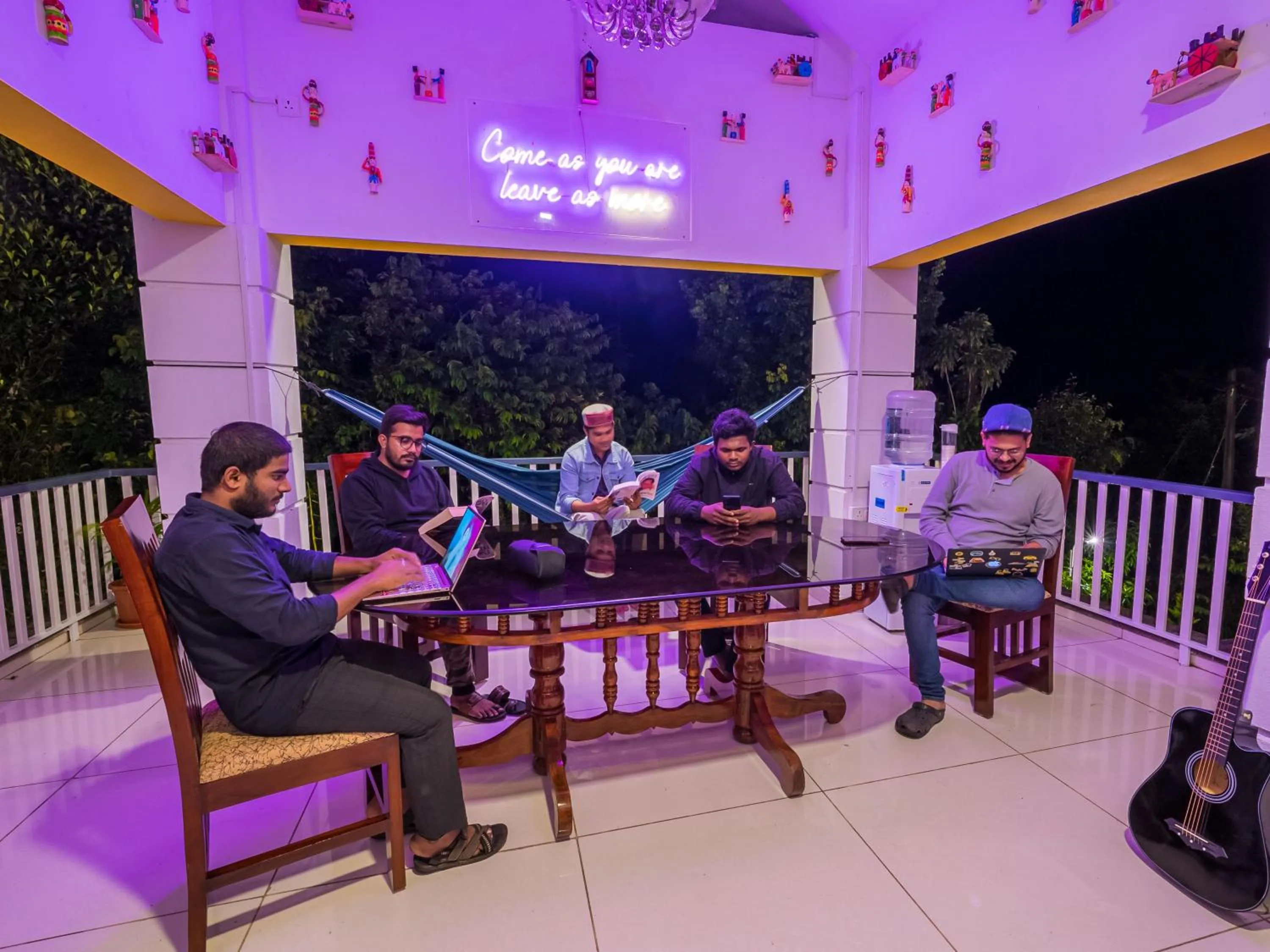 People in The Hosteller Coorg, Madikeri