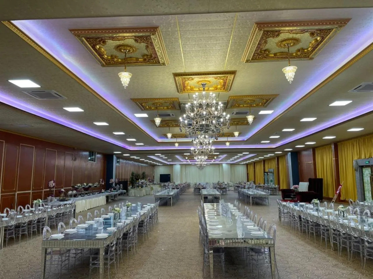 Banquet/Function facilities in Awangan Palace