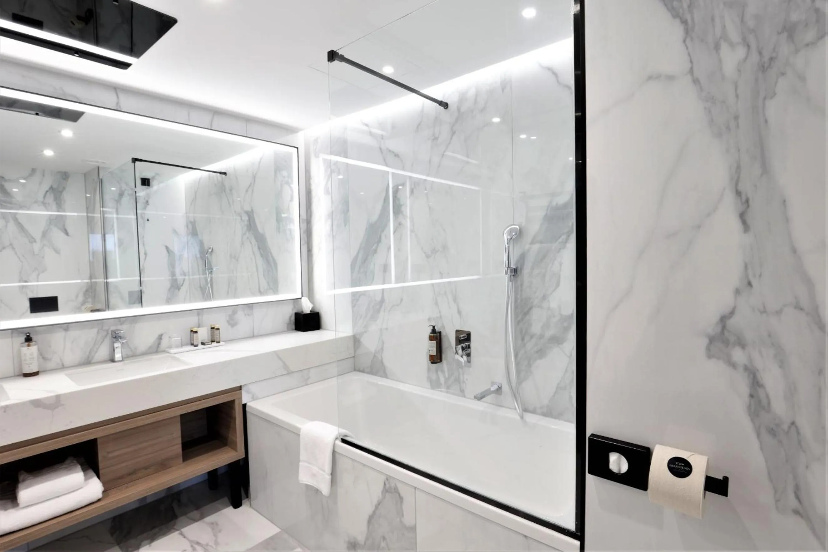 Grand Plaza Hotel & Congress Center