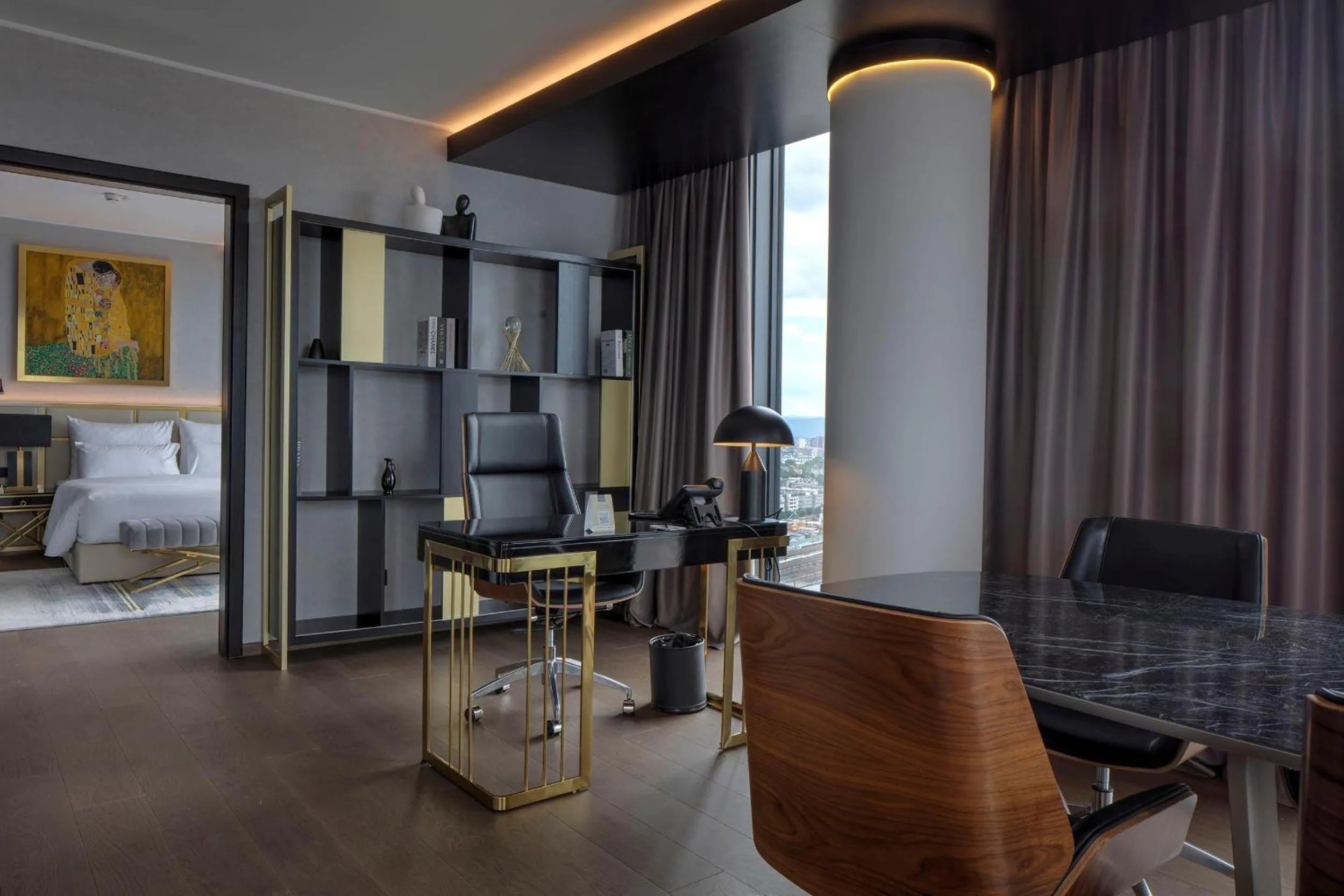 Grand Plaza Hotel & Congress Center