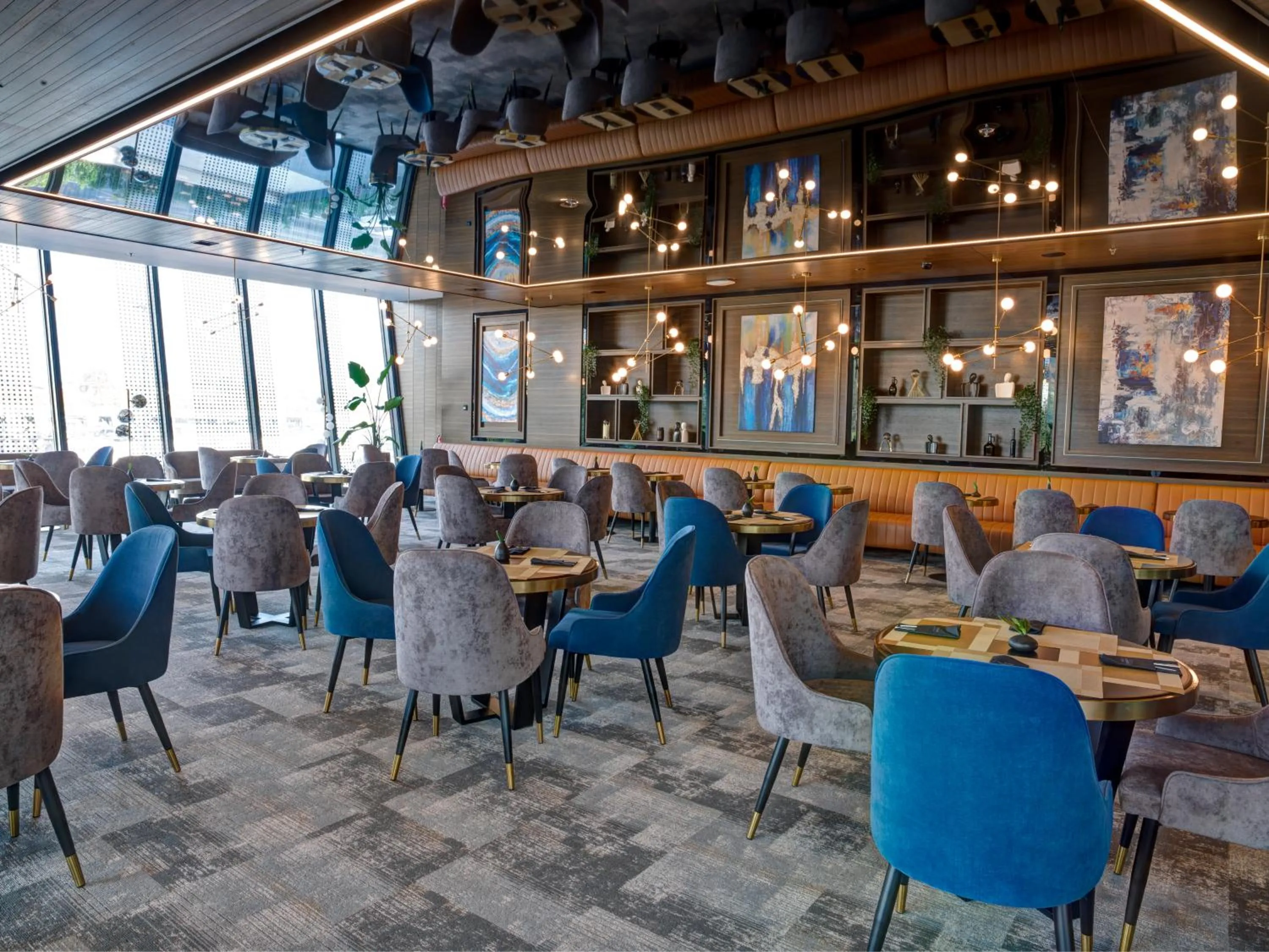 Grand Plaza Hotel & Congress Center