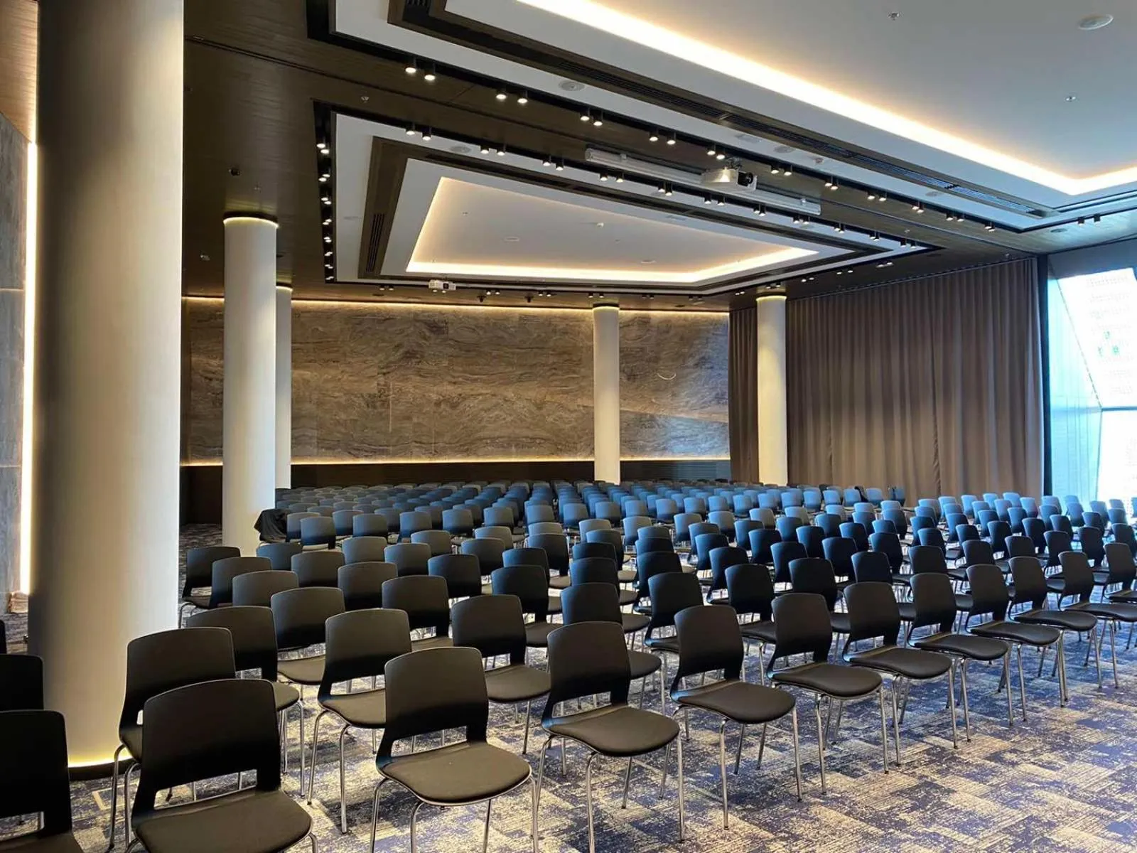 Property building in Grand Plaza Hotel & Congress Center