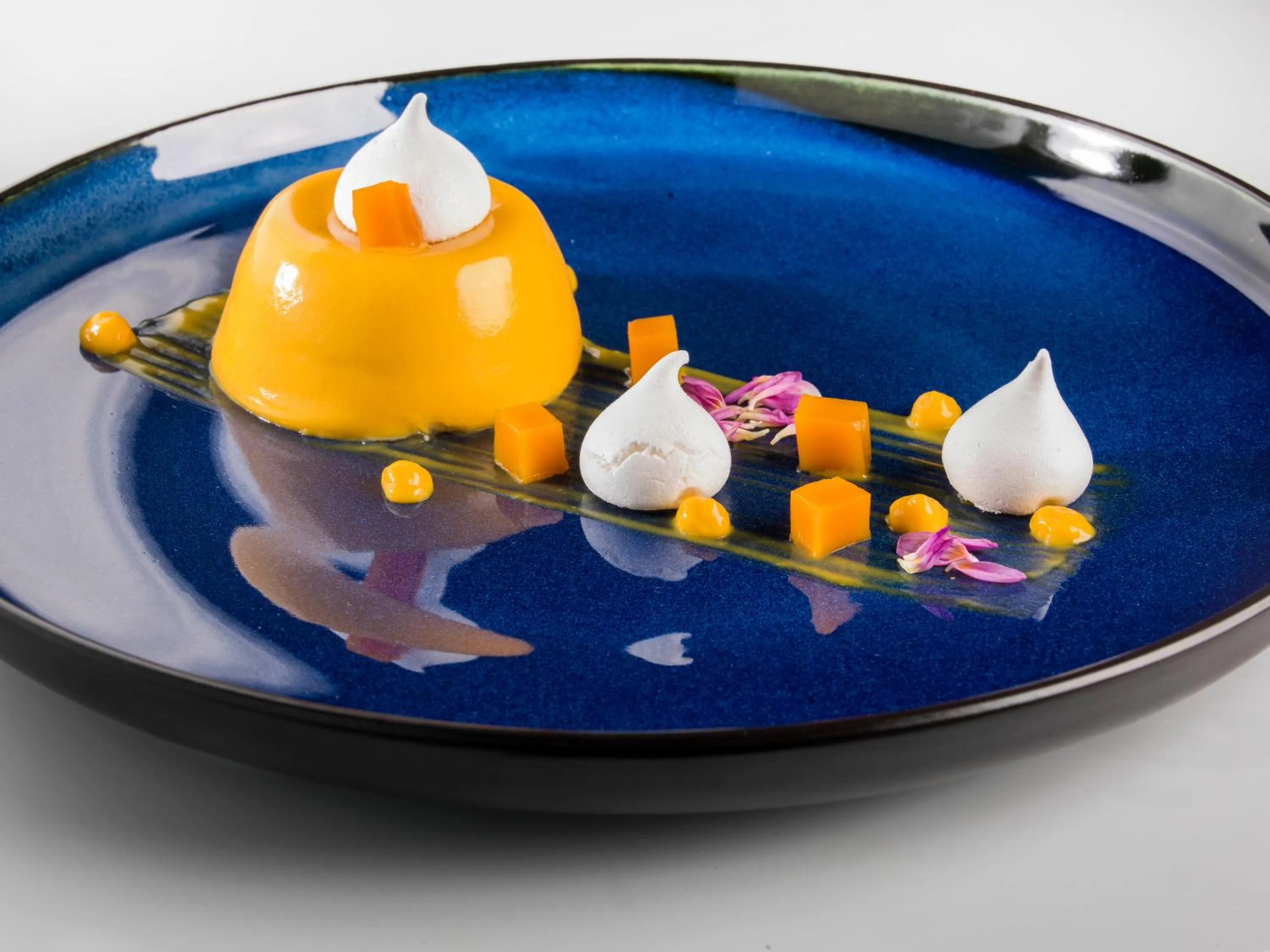 Restaurant/places to eat in Grand Plaza Hotel & Congress Center