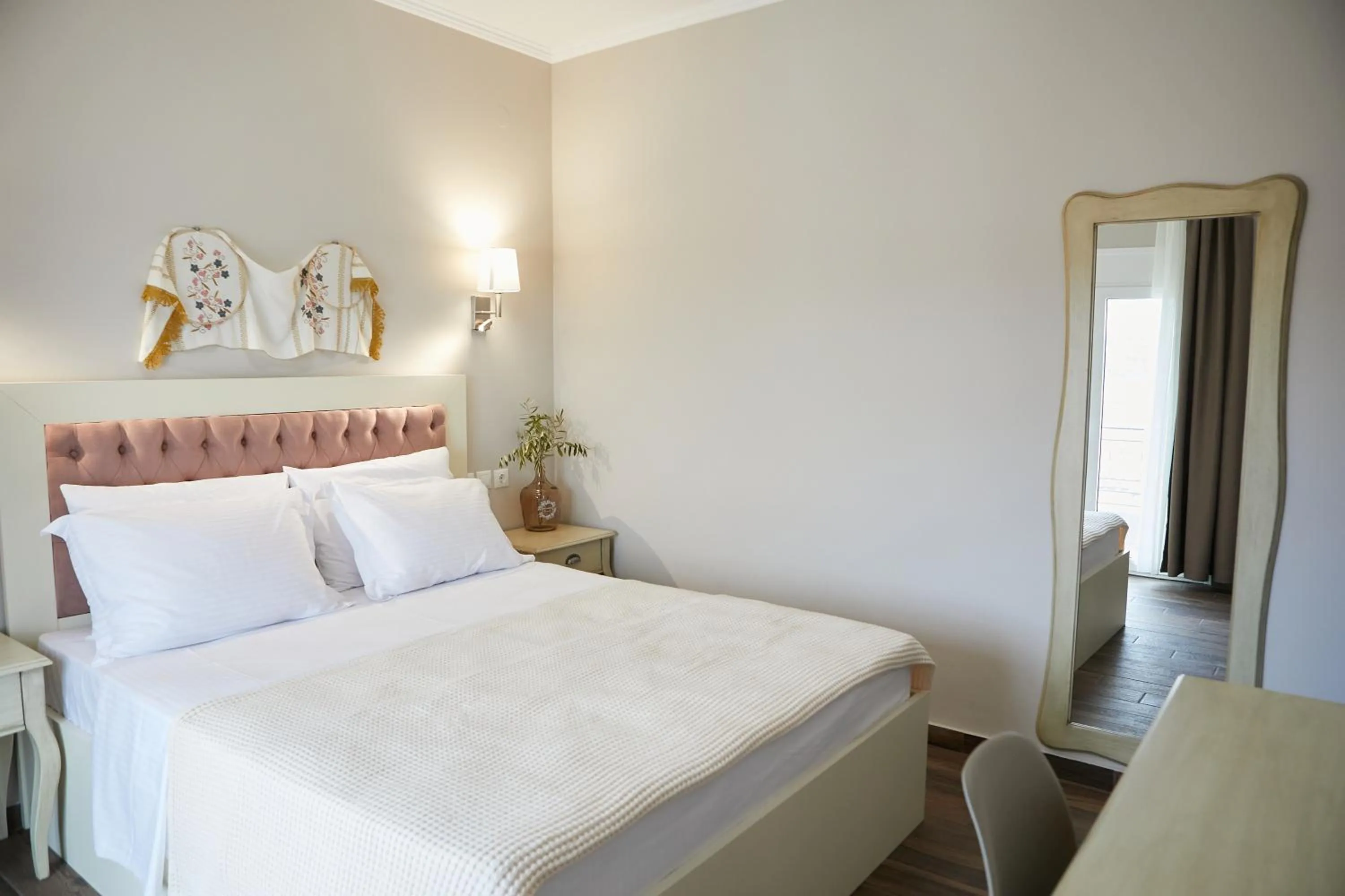 Bedroom, Bed in Romilia Guesthouse