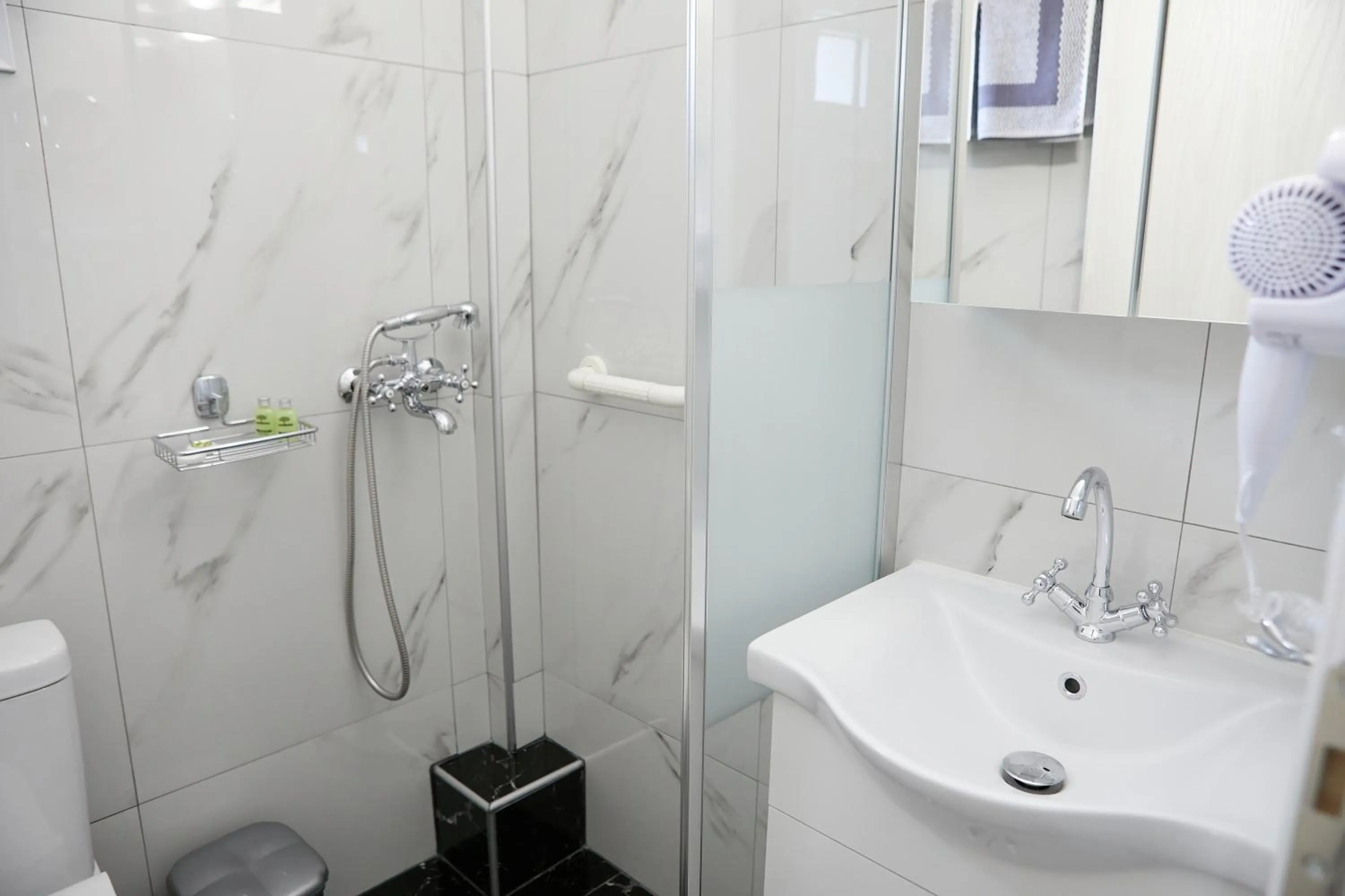 Bathroom in Romilia Guesthouse