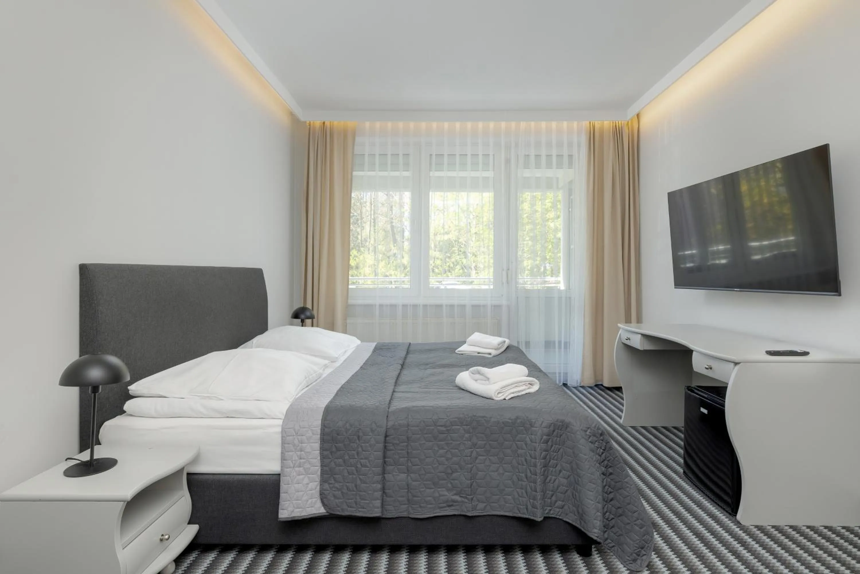 Photo of the whole room, Bed in Aparthotel Etna