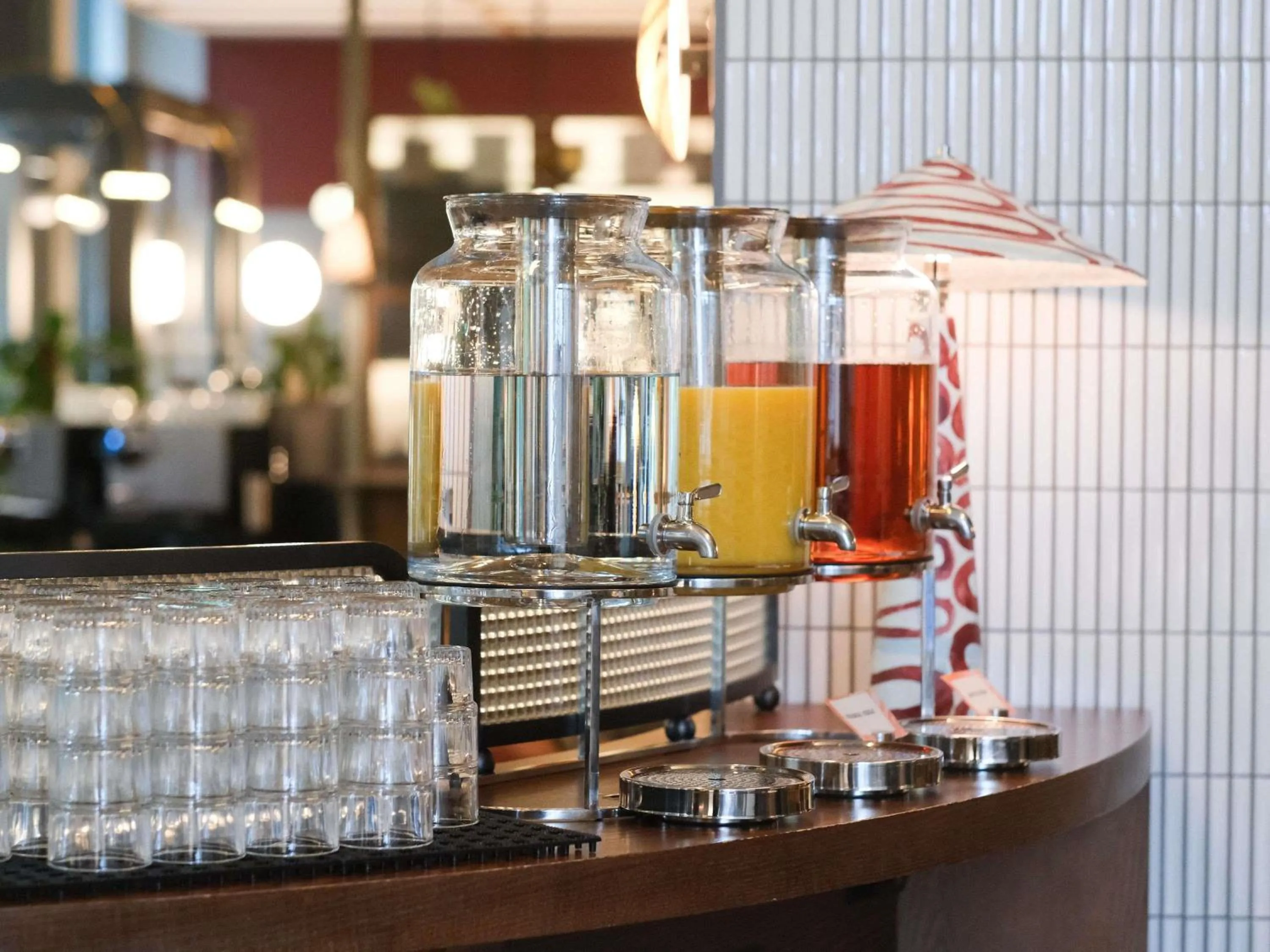 Breakfast in TRIBE London Canary Wharf