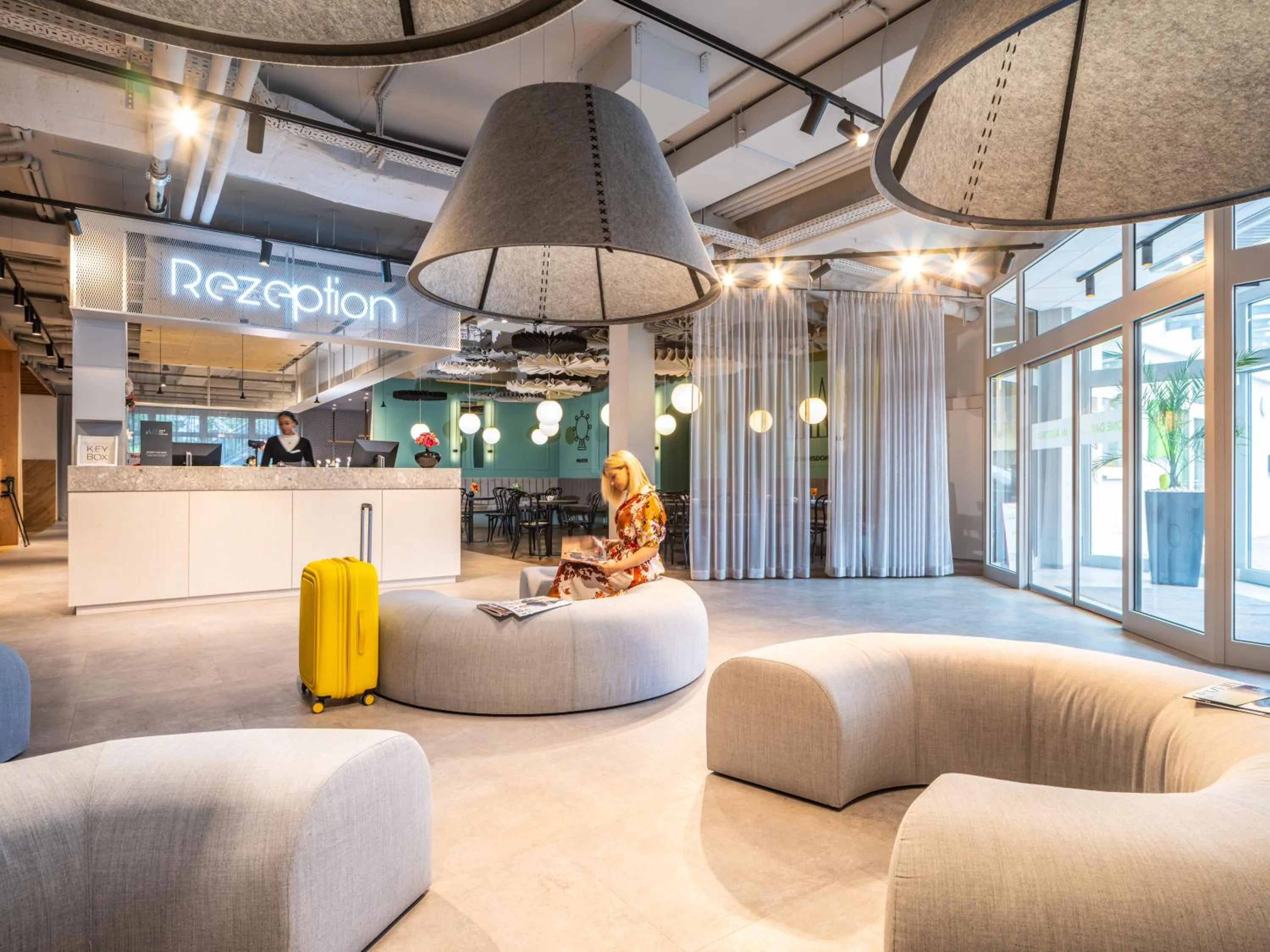 Lobby or reception in ibis Styles Graz Messe