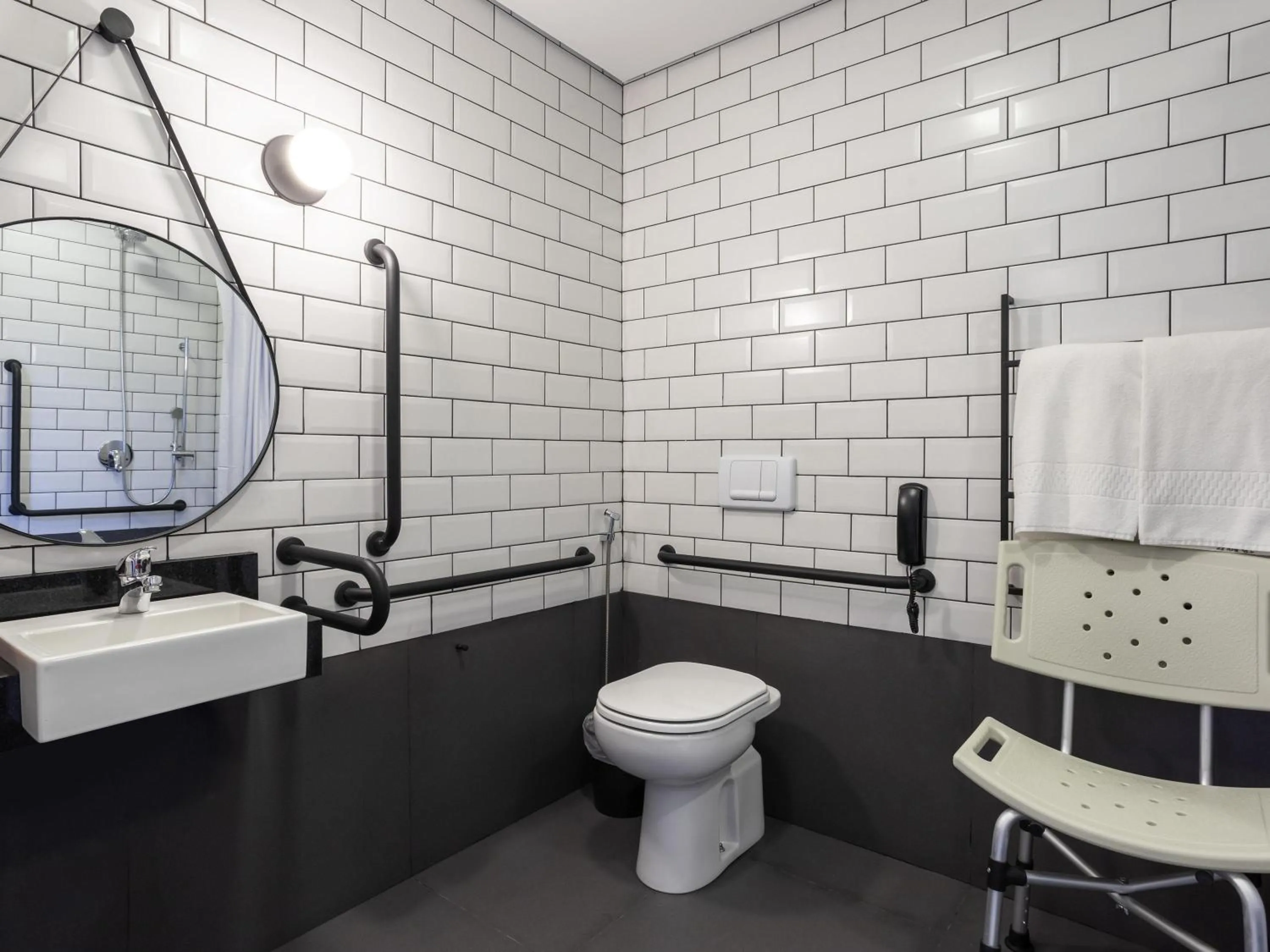 Bedroom in ibis Botucatu