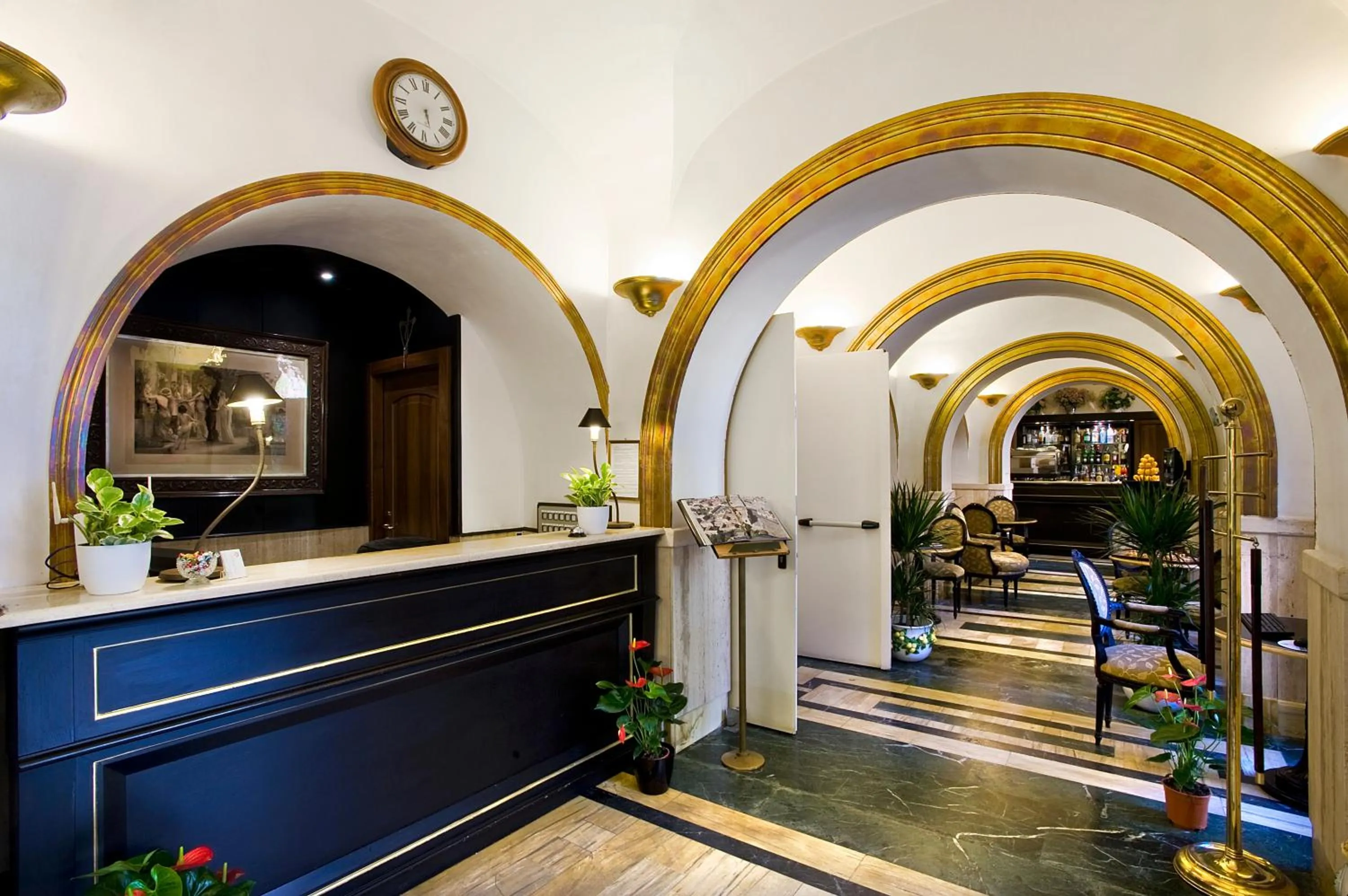 Lobby or reception in Hotel Villa San Lorenzo Maria