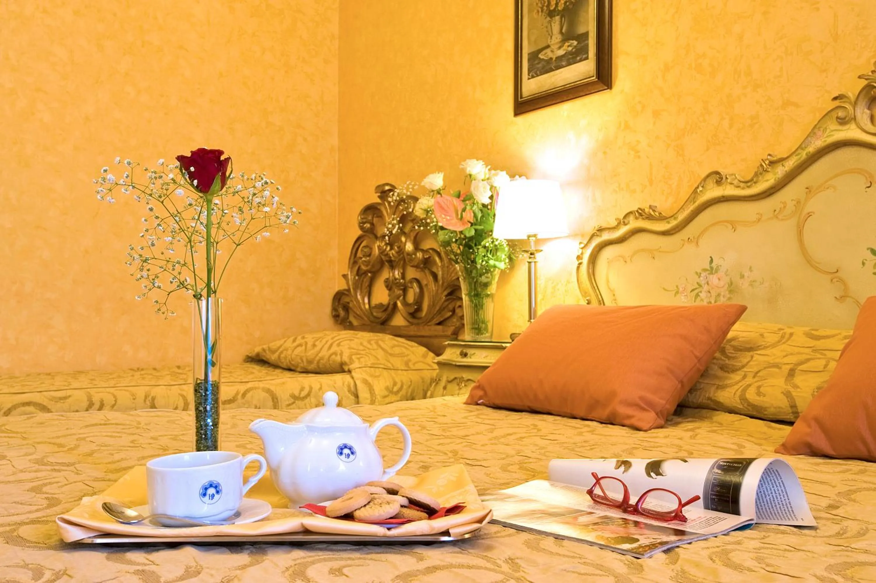 Bed in Hotel Villa San Lorenzo Maria