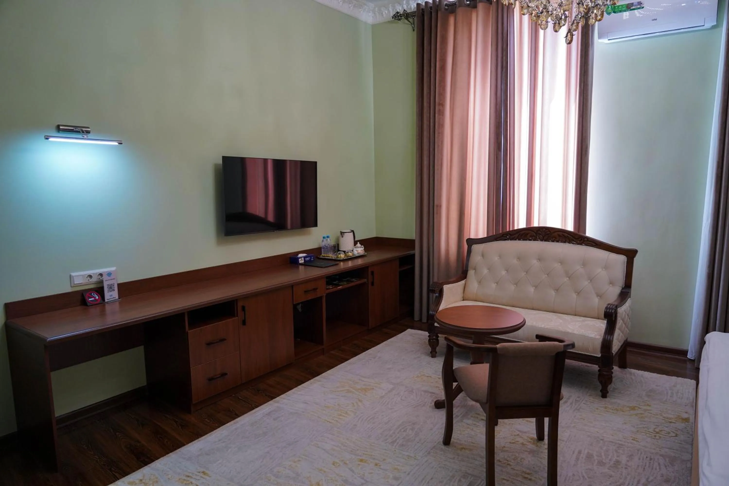 Sangzor Boutique Hotel