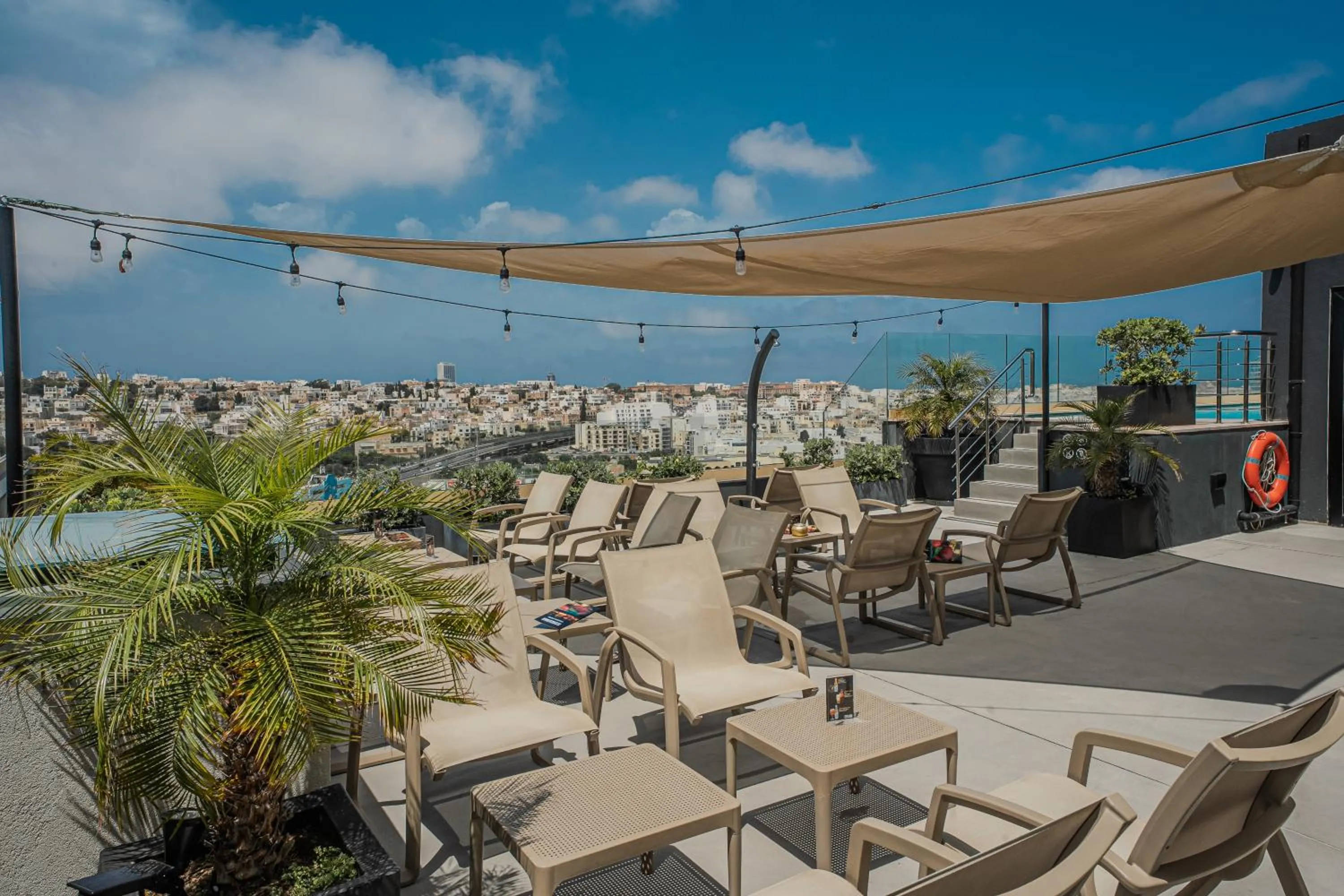 Balcony/Terrace in Aparthotel Adagio Malta Central
