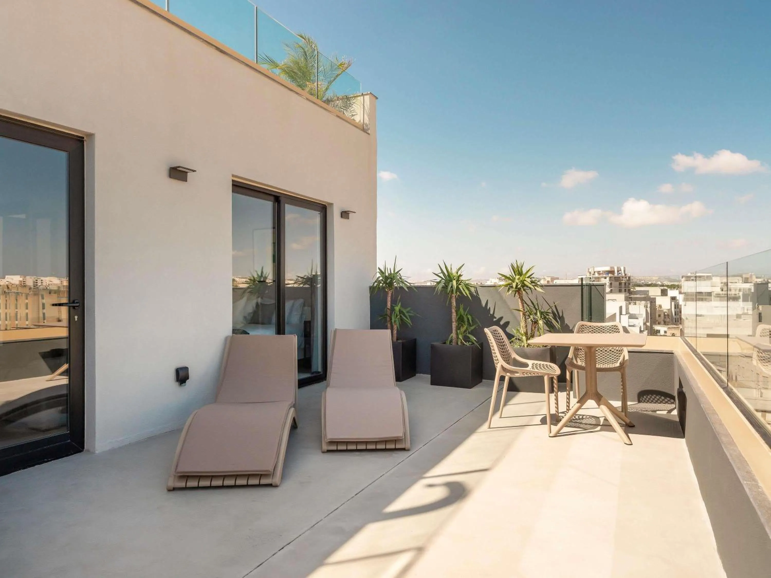 Bedroom in Aparthotel Adagio Malta Central