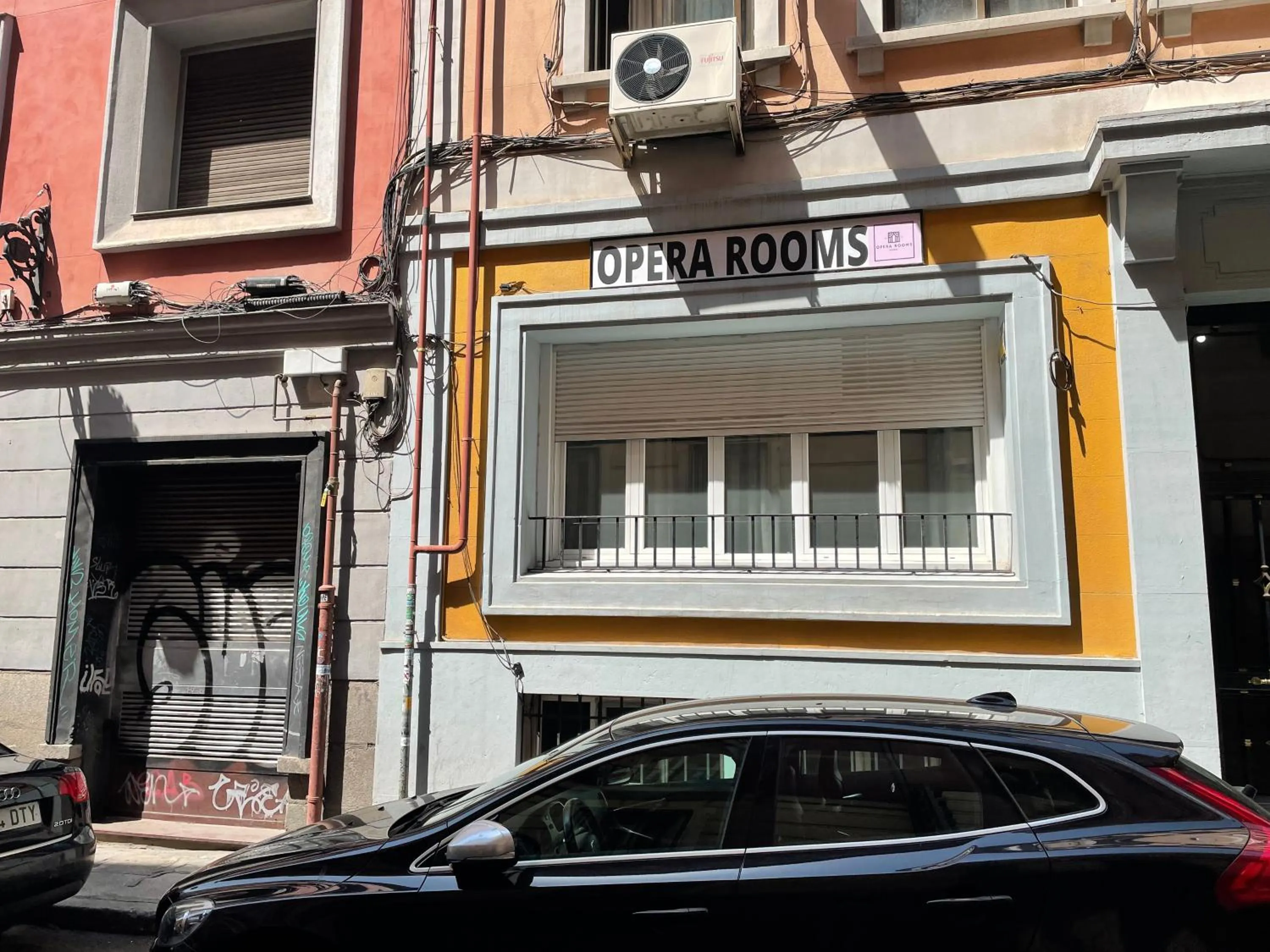 Property building in OPERA ROOMS