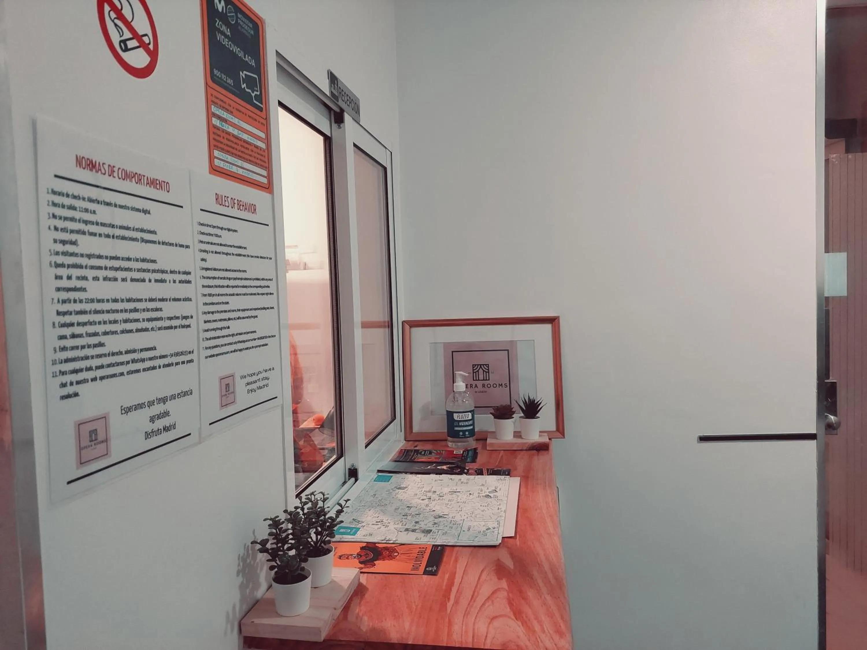 Lobby or reception in OPERA ROOMS