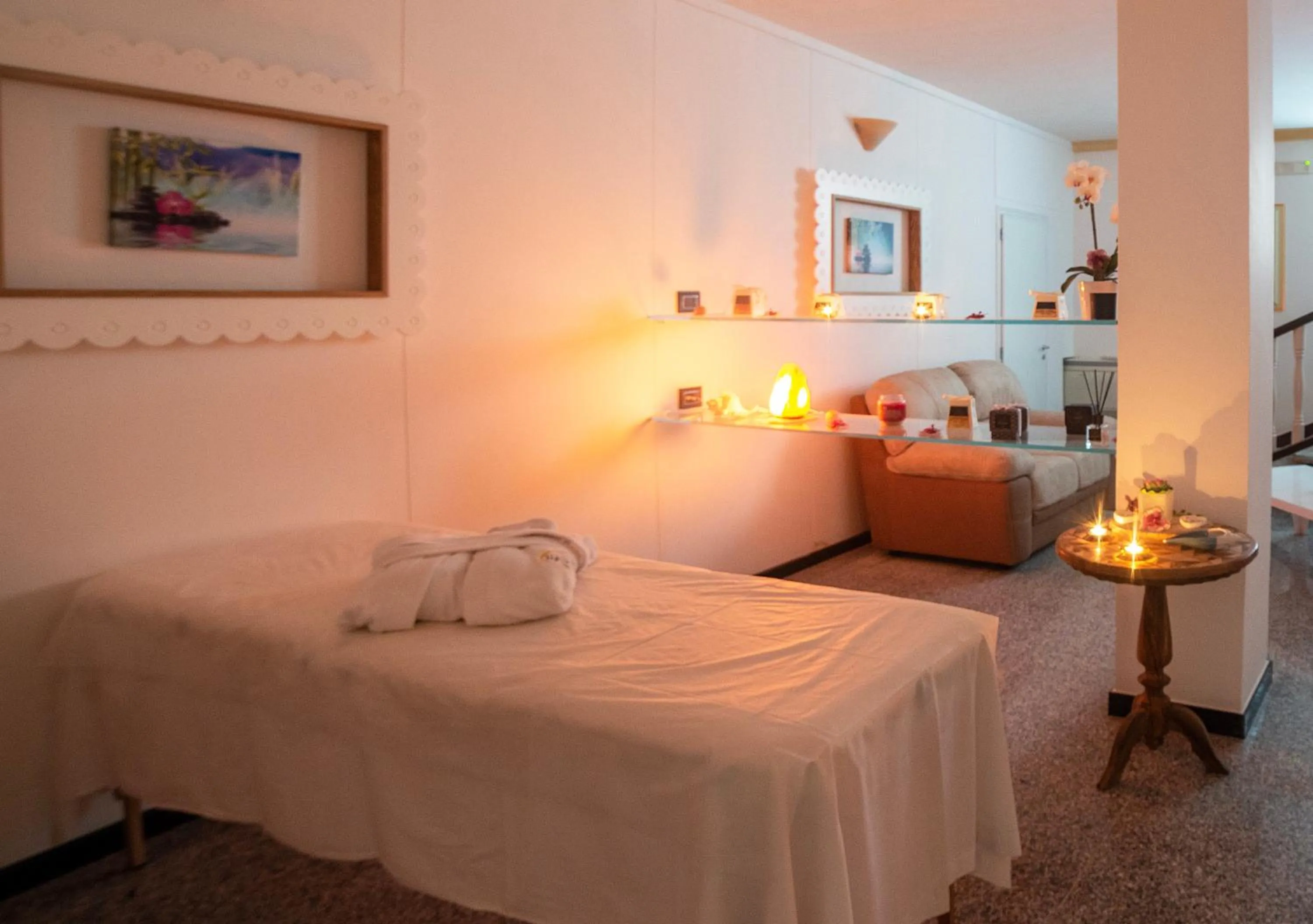Spa and wellness centre/facilities, Bed in Hotel Luna Lido