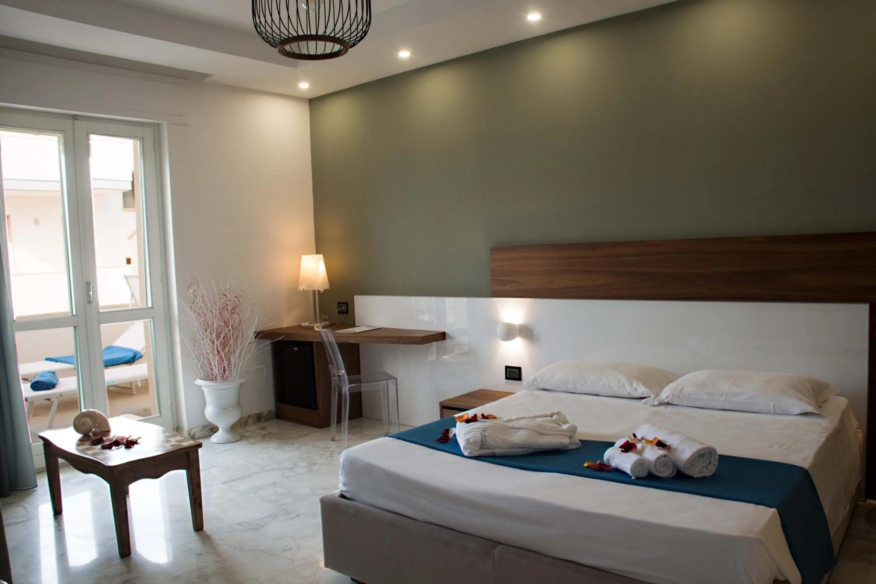 Bed in Hotel Luna Lido
