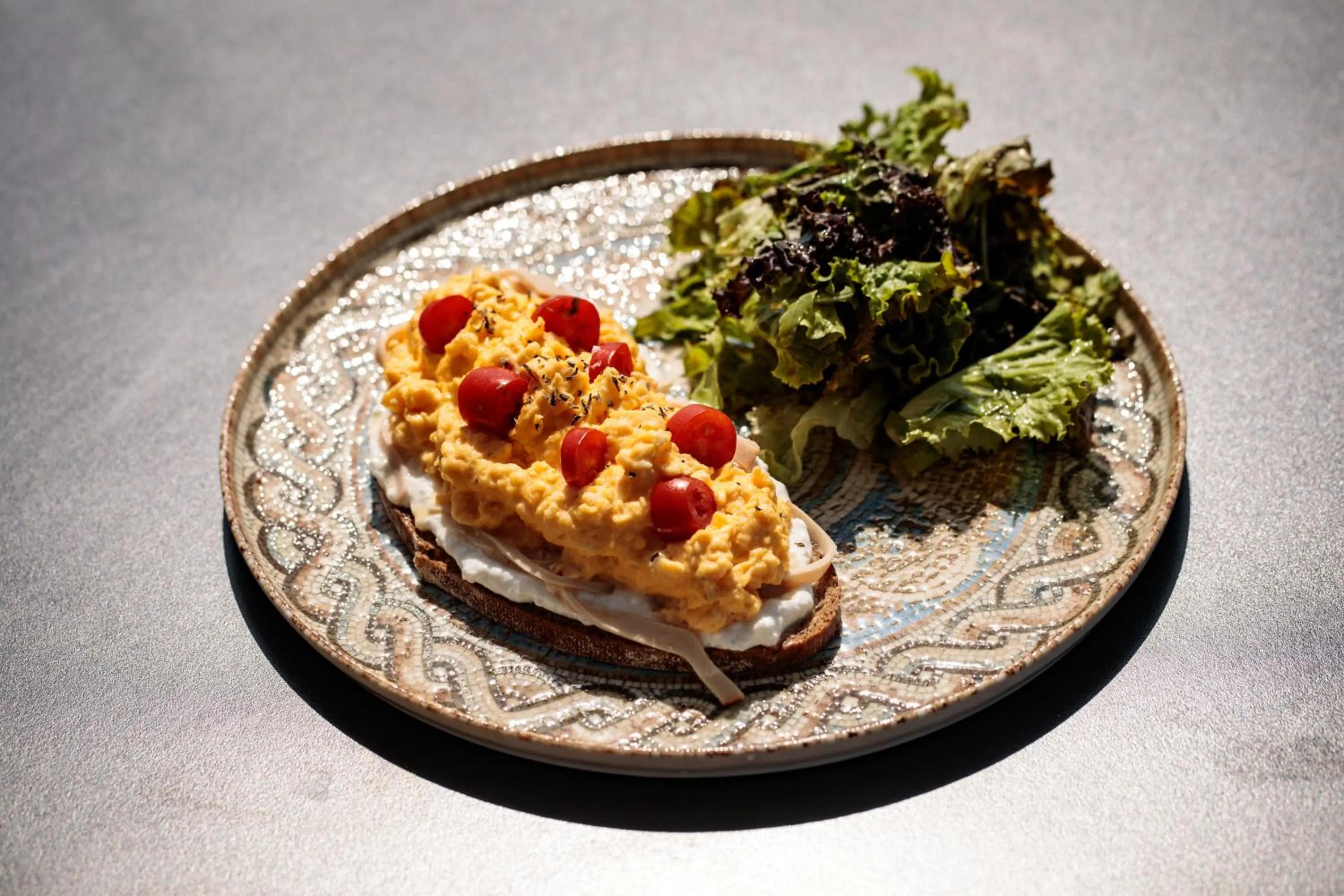 Food and drinks in Eden Beachfront Residences & Suites